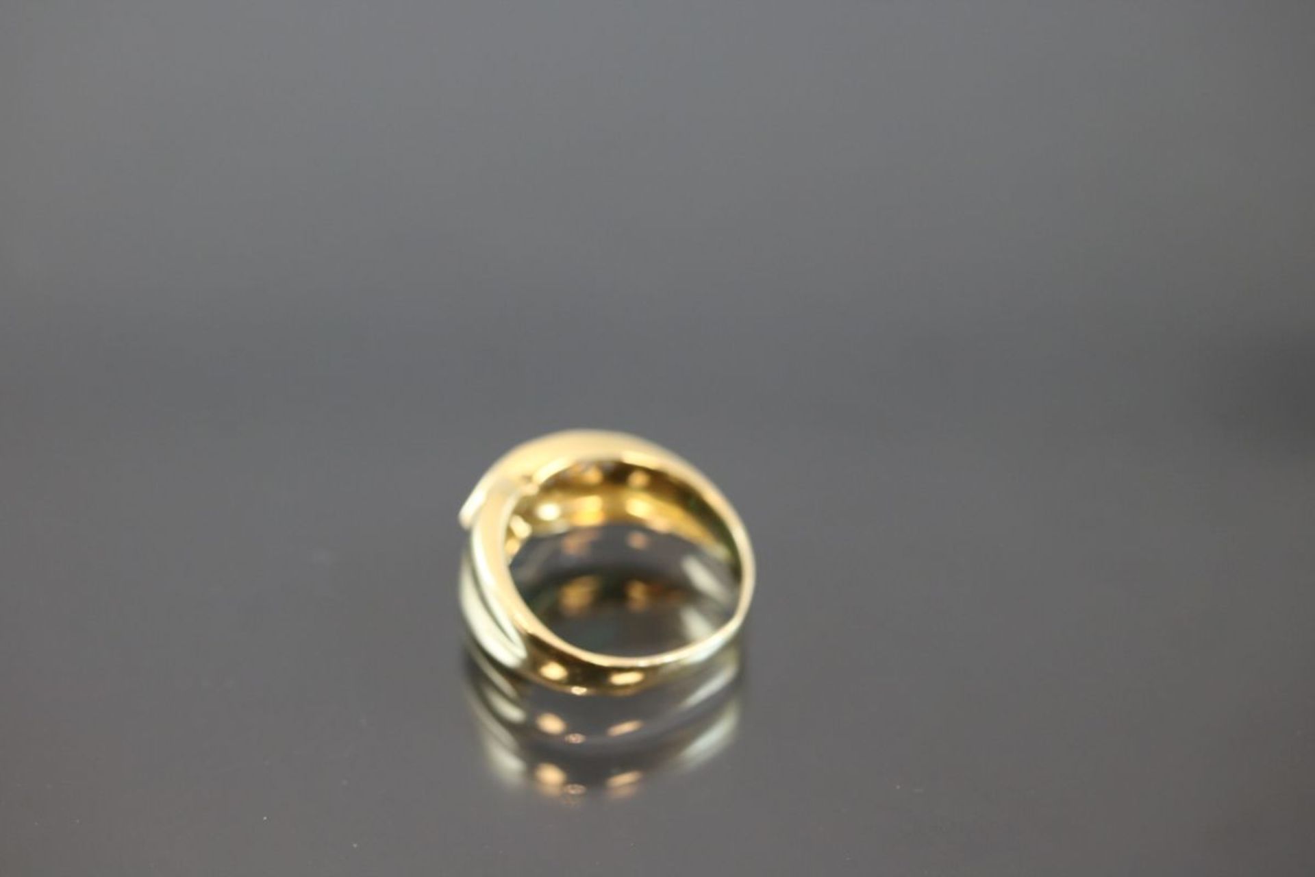 Diamant-Smaragd-Ring, 750 Gelbgold4,2 Gramm Diamanten, Ringgröße: 52Schätzpreis: 700,- - Bild 3 aus 3