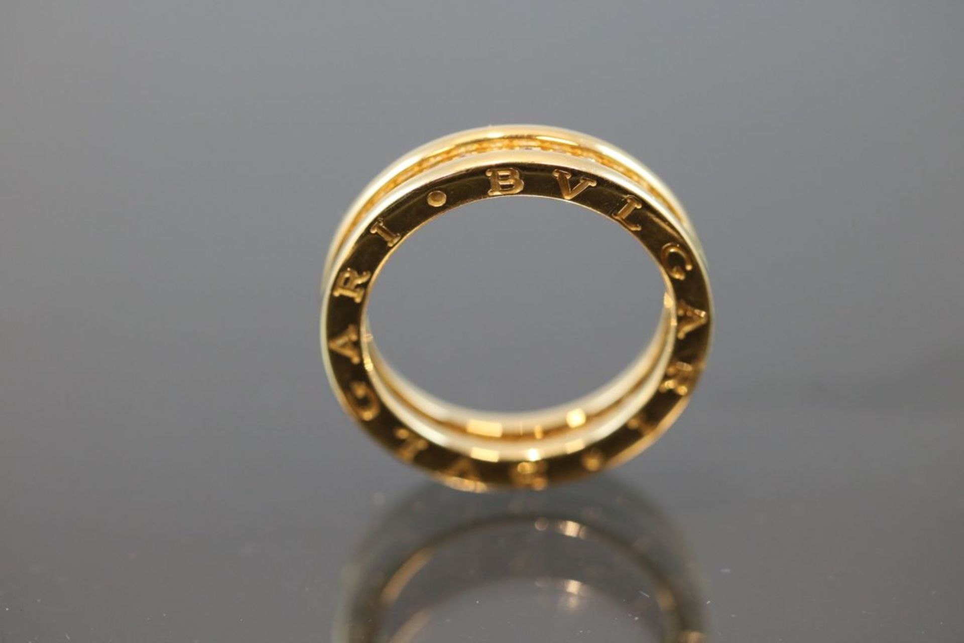 B. Zero 1-Bulgari-Brillant-Ring, 750 Gold7,3 Gramm Ringgröße: 56Schätzpreis: 5100,- - Bild 3 aus 3