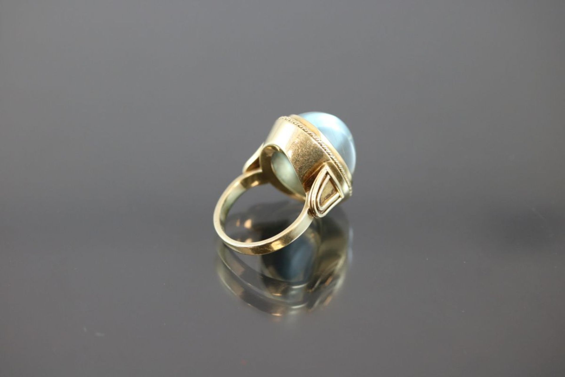 Turmalincabochon-Ring, 585 Gelbgold10,7 Gramm Ringgröße: 52Schätzpreis: 1200,- - Bild 3 aus 3