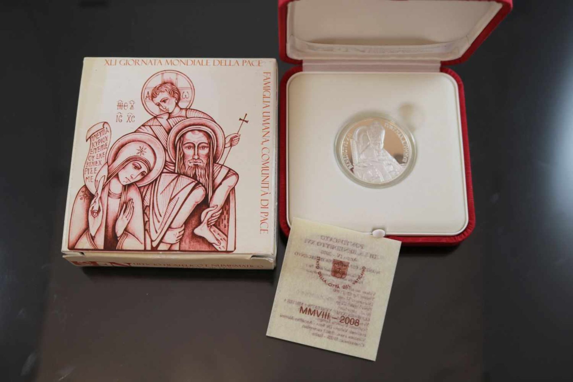 10 Euro 2008 VatikanMaterial: 925 SilberPrägebuchstabe: RGewicht: 22 Gramm Größe: 34 mm Papst