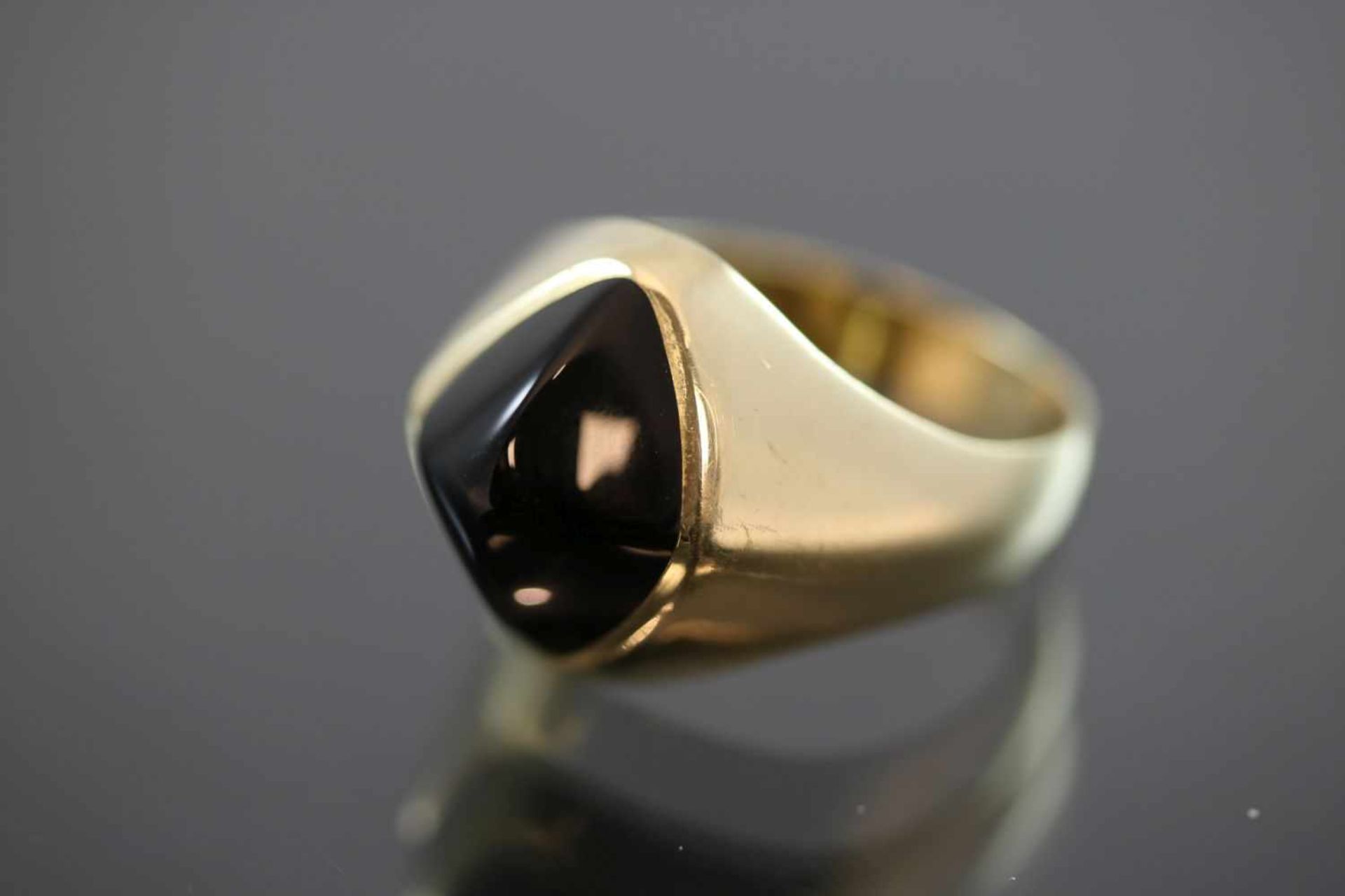Onyx-Herrenring, 585 Gold9 Gramm Ringgröße: 66- - -25.00 % buyer's premium on the hammer price, - Bild 2 aus 3