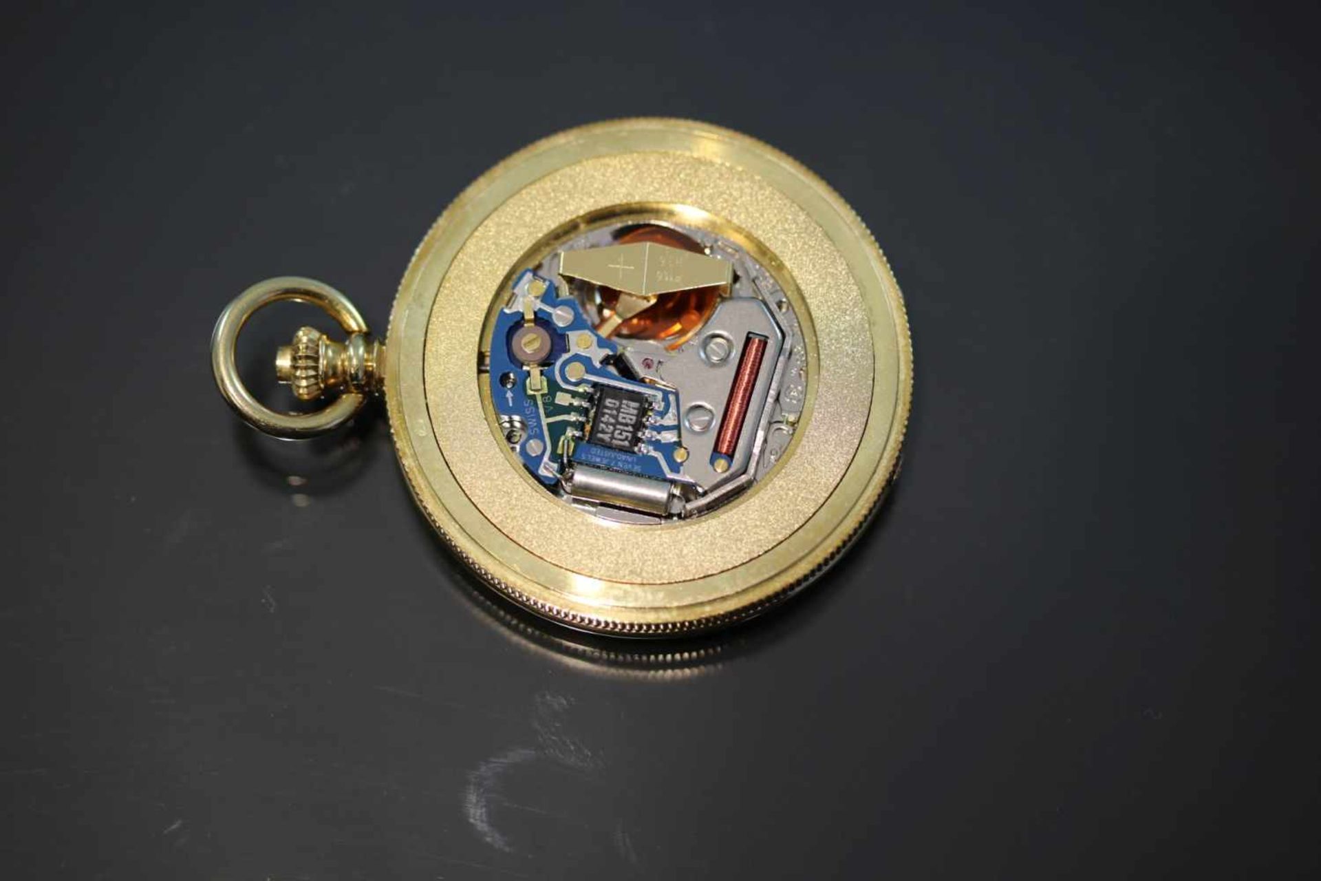 Aero-Watch-Taschenuhr, 750 GelbgoldWerk: QuartzFunktion: SekundneanzeigeGehäuse Ø: 4 cm Gewicht - Bild 2 aus 3