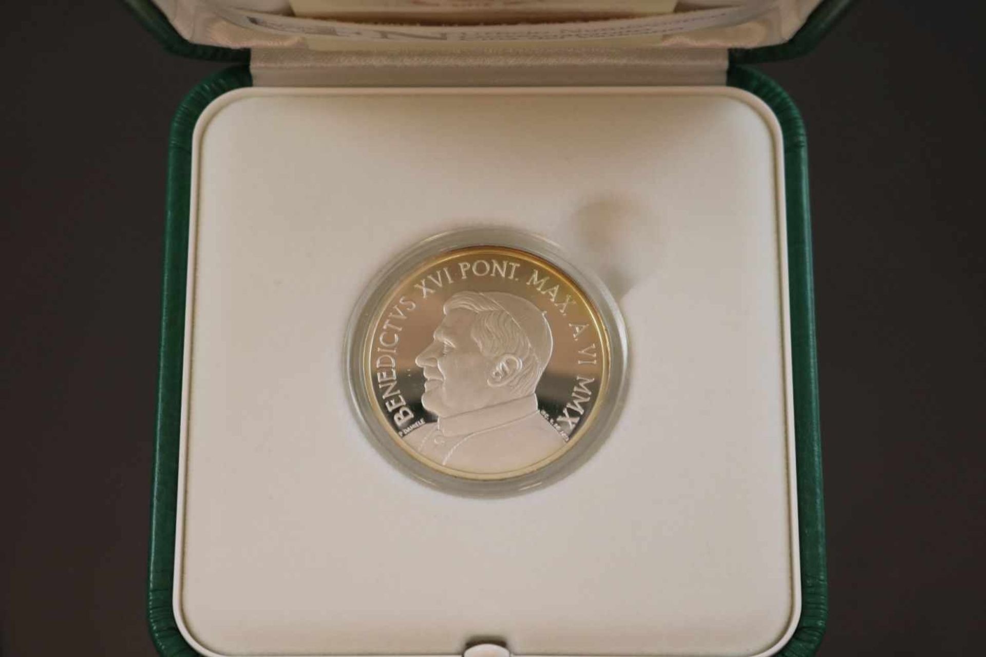 10 Euro 2010 VatikanMaterial: 925 SilberPrägebuchstabe: RGewicht: 22 Gramm Größe: 34 mm Papst - Bild 2 aus 2