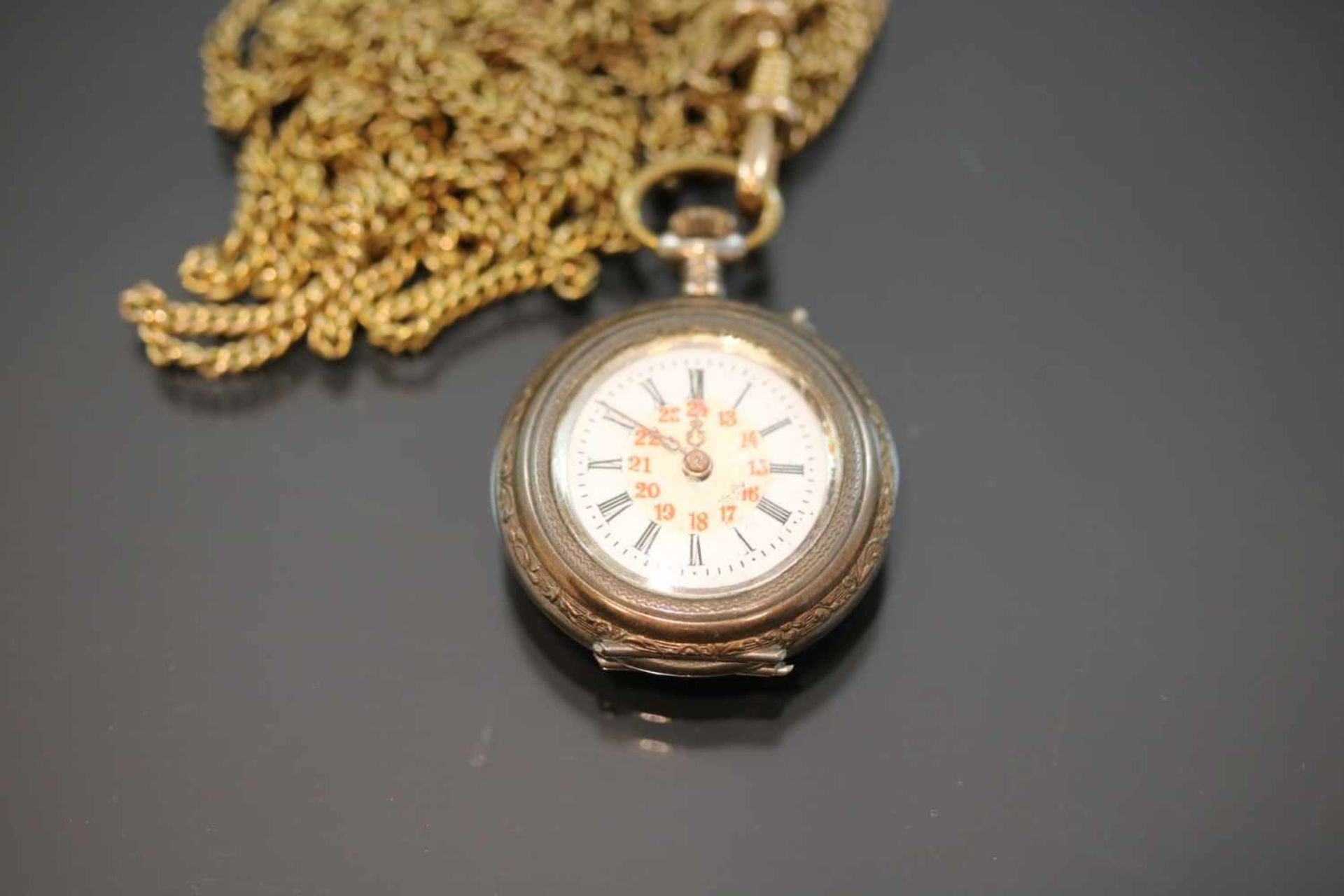 Taschenuhr mit UhrenketteSilber/Kette Union. 41 Gramm. Werk: HandaufzugGehäuse Ø: 3,2 cm - - -25.