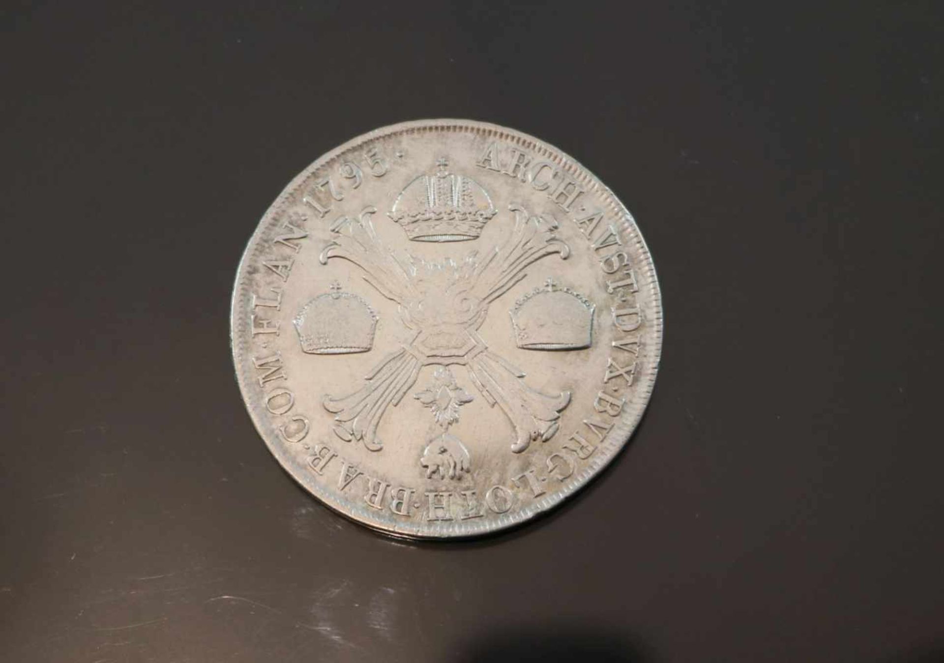 1 Kronentaler 1795 HabsburgMaterial: SilberPrägebuchstabe: MGewicht: 29,3 Gramm Größe: 41,1 mm
