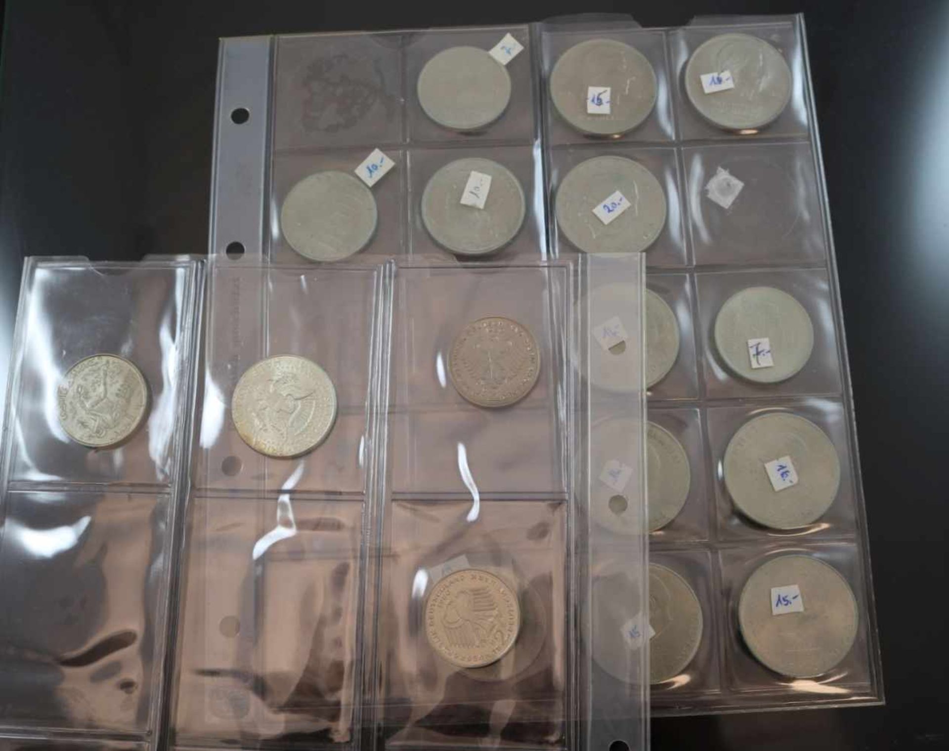 Münz-Konvolut17 Münzen diverser Währungen und Jahrgänge.- - -25.00 % buyer's premium on the hammer