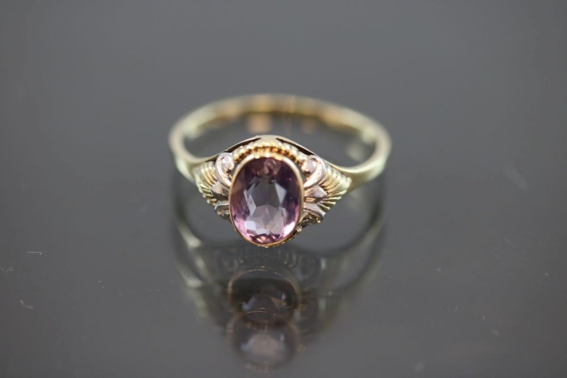 Amethyst-Ring, 585 Gold1,8 Gramm 1 Amethyst, Ringgröße: 56- - -25.00 % buyer's premium on the hammer