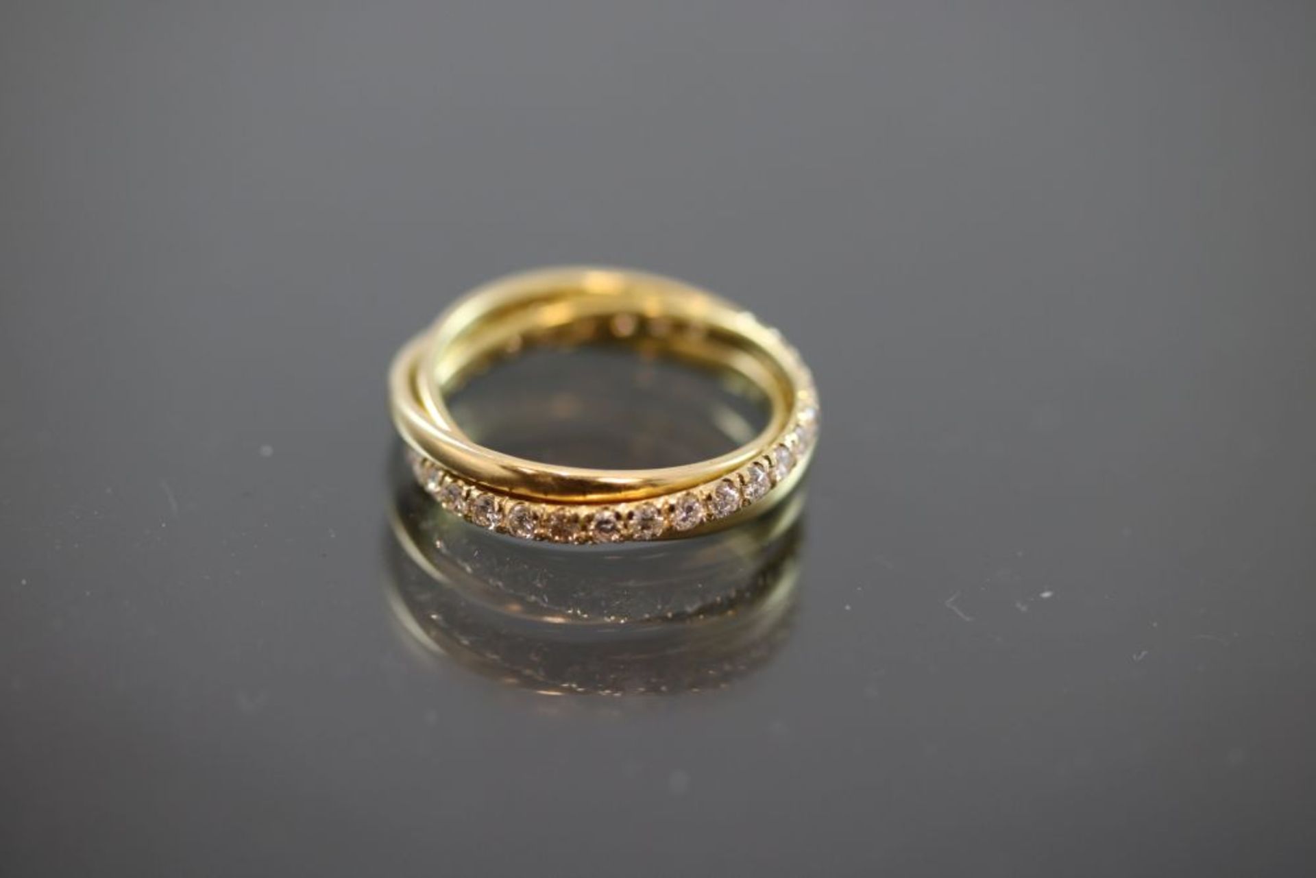 Trinity-Brillant-Ring, 750 Gelbgold4,5 Gramm Brillanten, 0,60 ct., w/si. Ringgröße: 50Neu/Designby