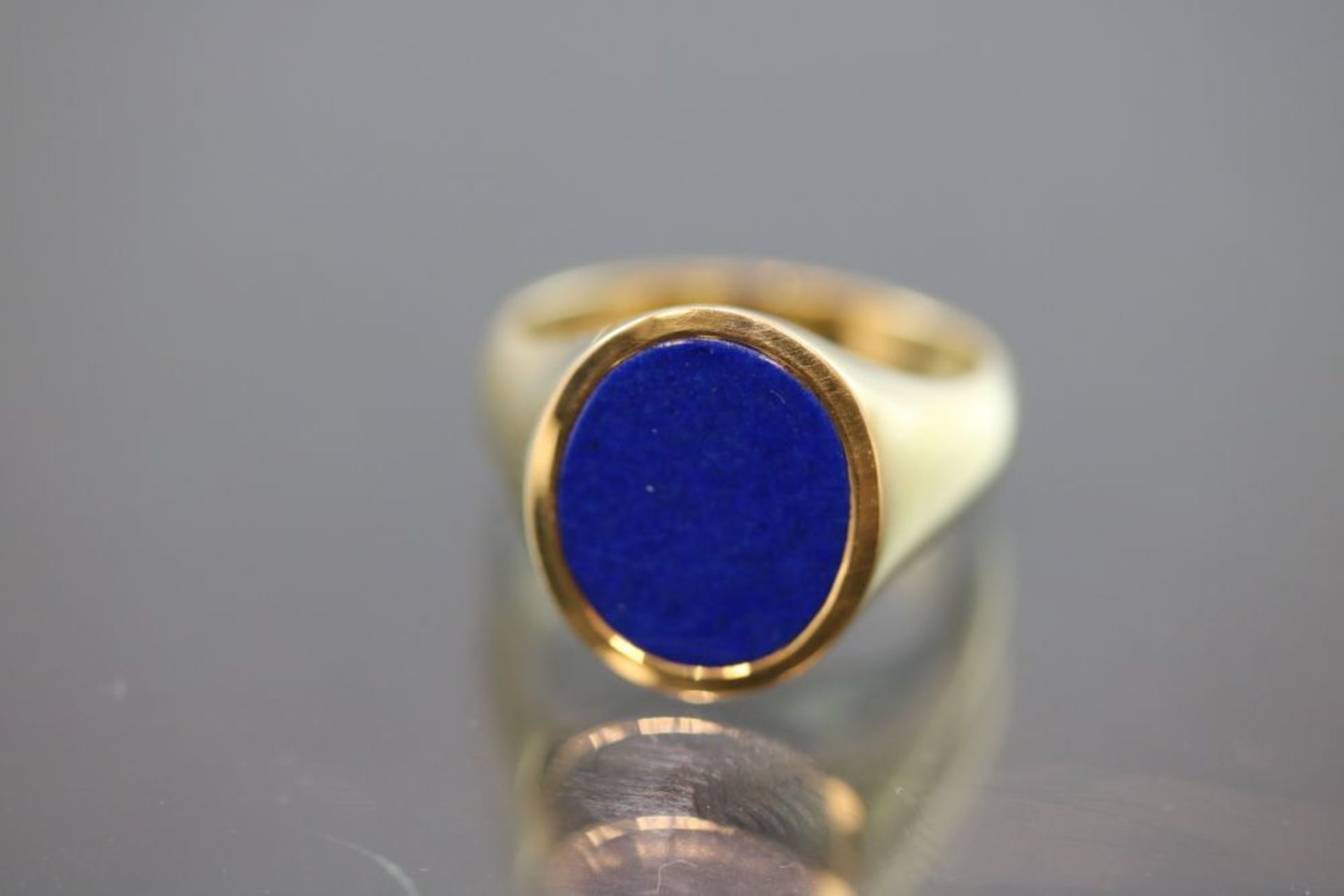Lapislazuli-Ring, 750 Gold9 Gramm 1 Lapislazuli, Ringgröße: 55Handarbeit.NeuSchätzpreis: