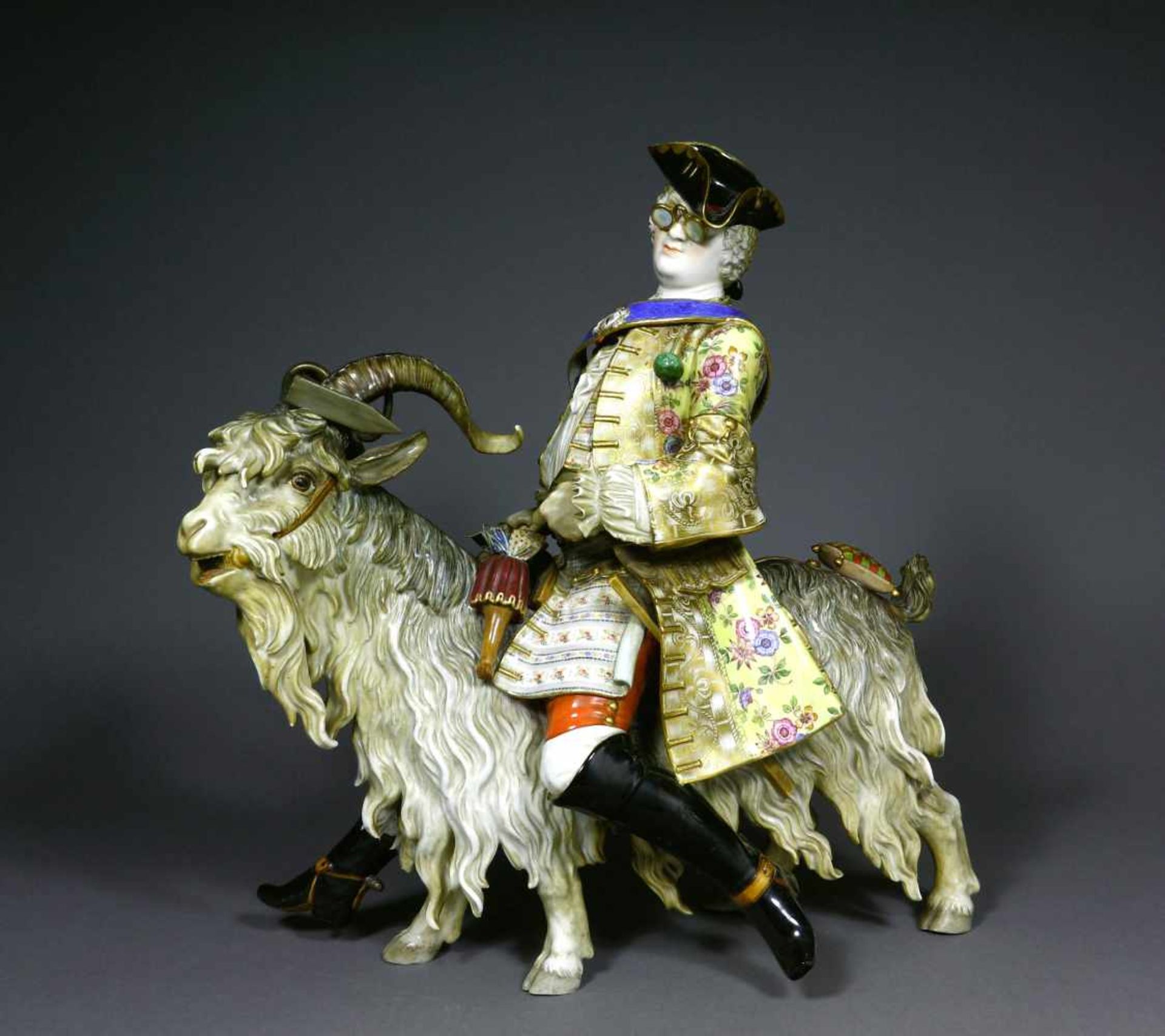 Figurengruppe, Meissen, 1860 - 1923Schneider auf dem Ziegenbock, als Tafelaufsatz. Entwurf J. J.