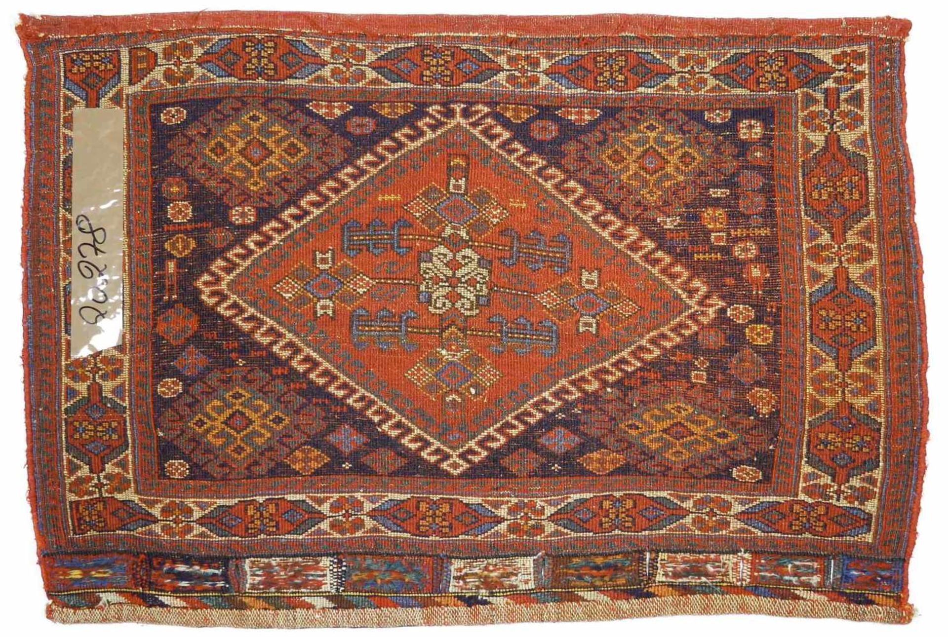 Teppich, Taschenfront, Belutsch, antikWolle auf Wolle. Zackenverzierte Bordüren umranden das - Bild 2 aus 2