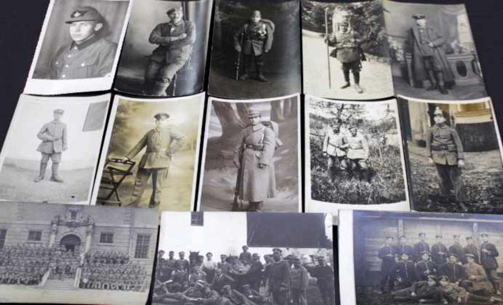 Konvolut Postkarten69 St.Überwiegend Militärdarstellungenteils gelaufen um 1920Lose ohne Album