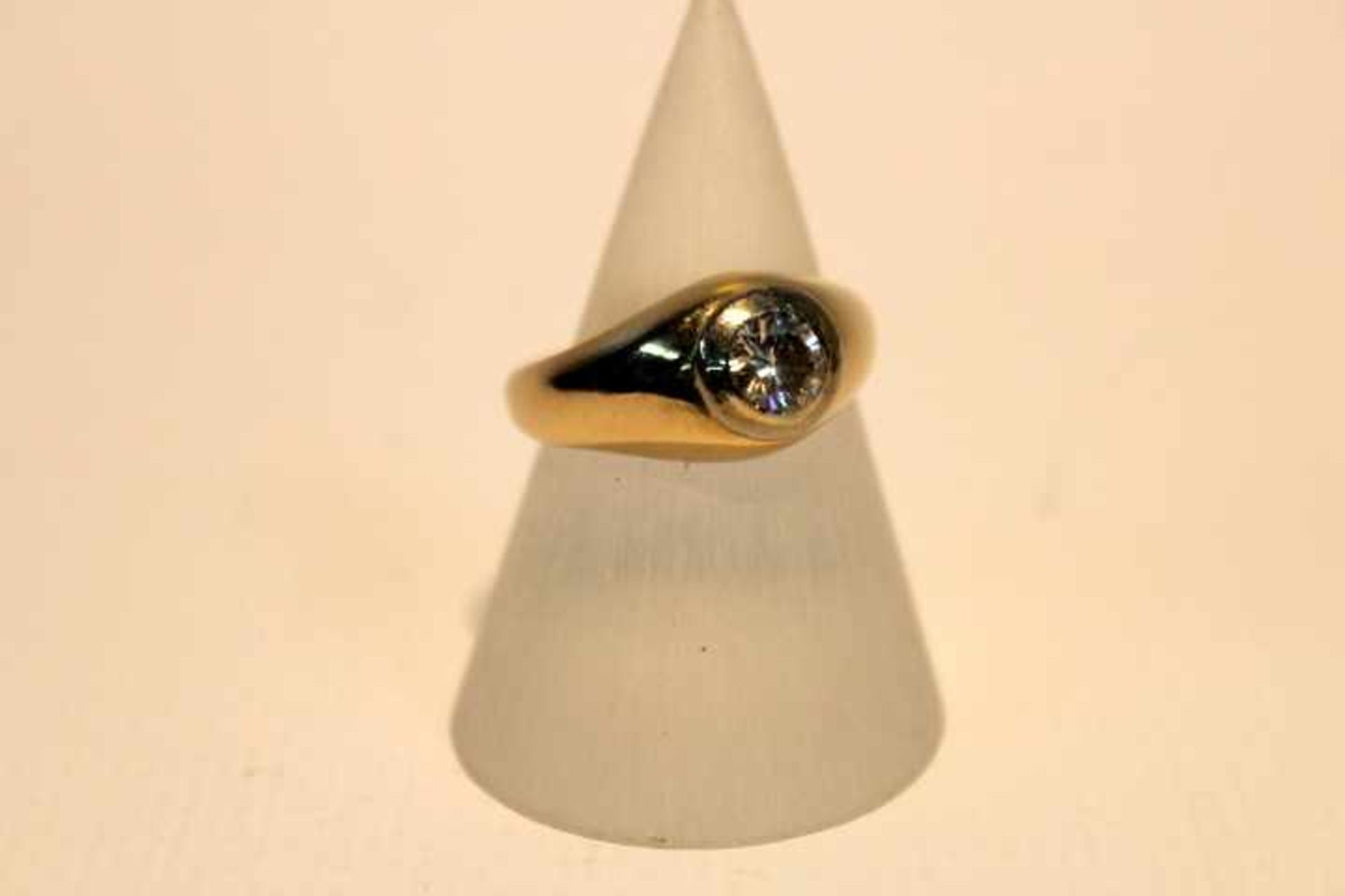 585/14ct Ring Gelbgoldmit Brillant ca 0,50ct.RW 17mmGewicht:6,76gr.gebraucht-getragen - Bild 2 aus 2