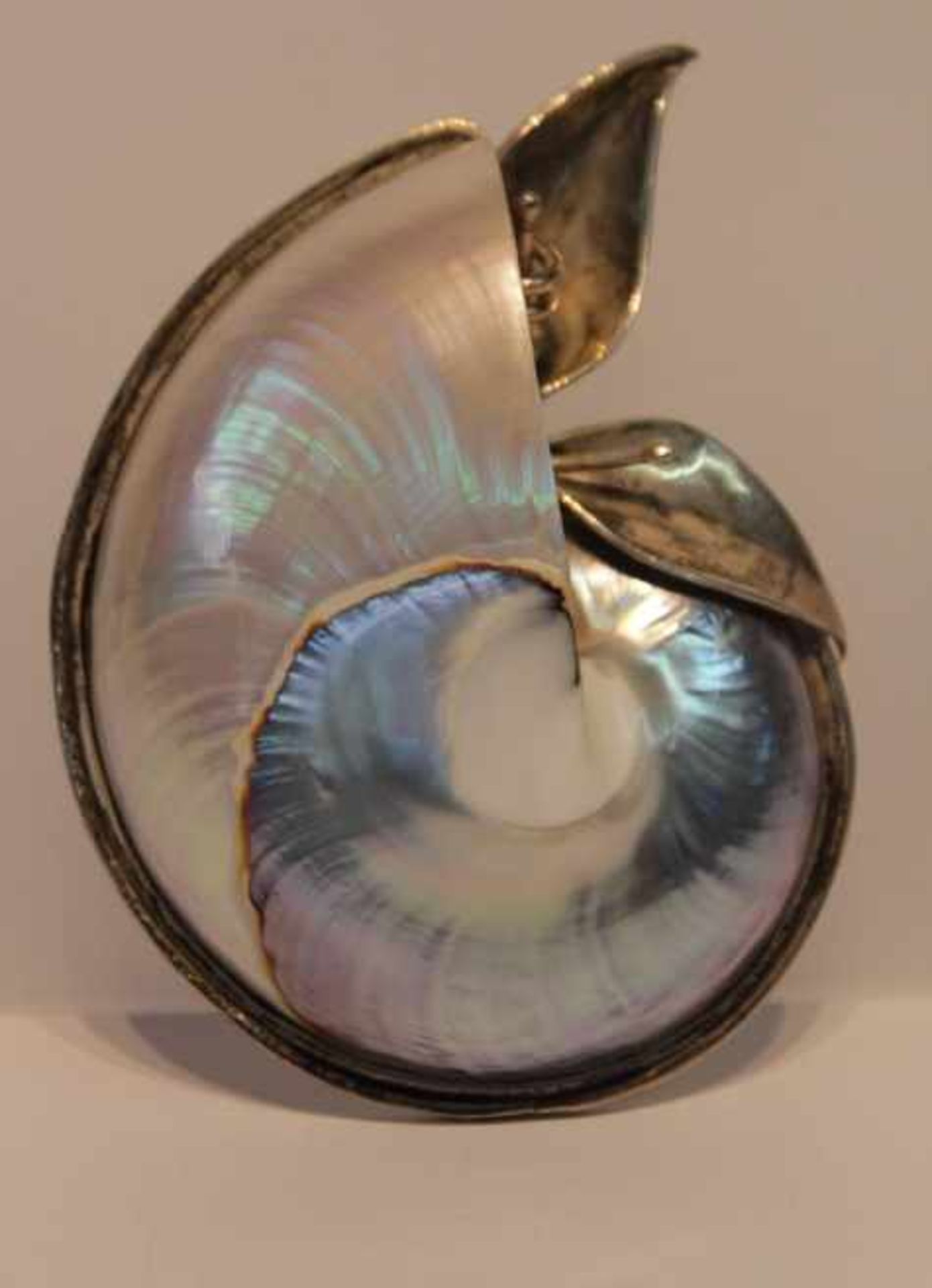 Silber Broschemit Perlmuttin Form einer SchneckeMexikoMaße:8x6cm