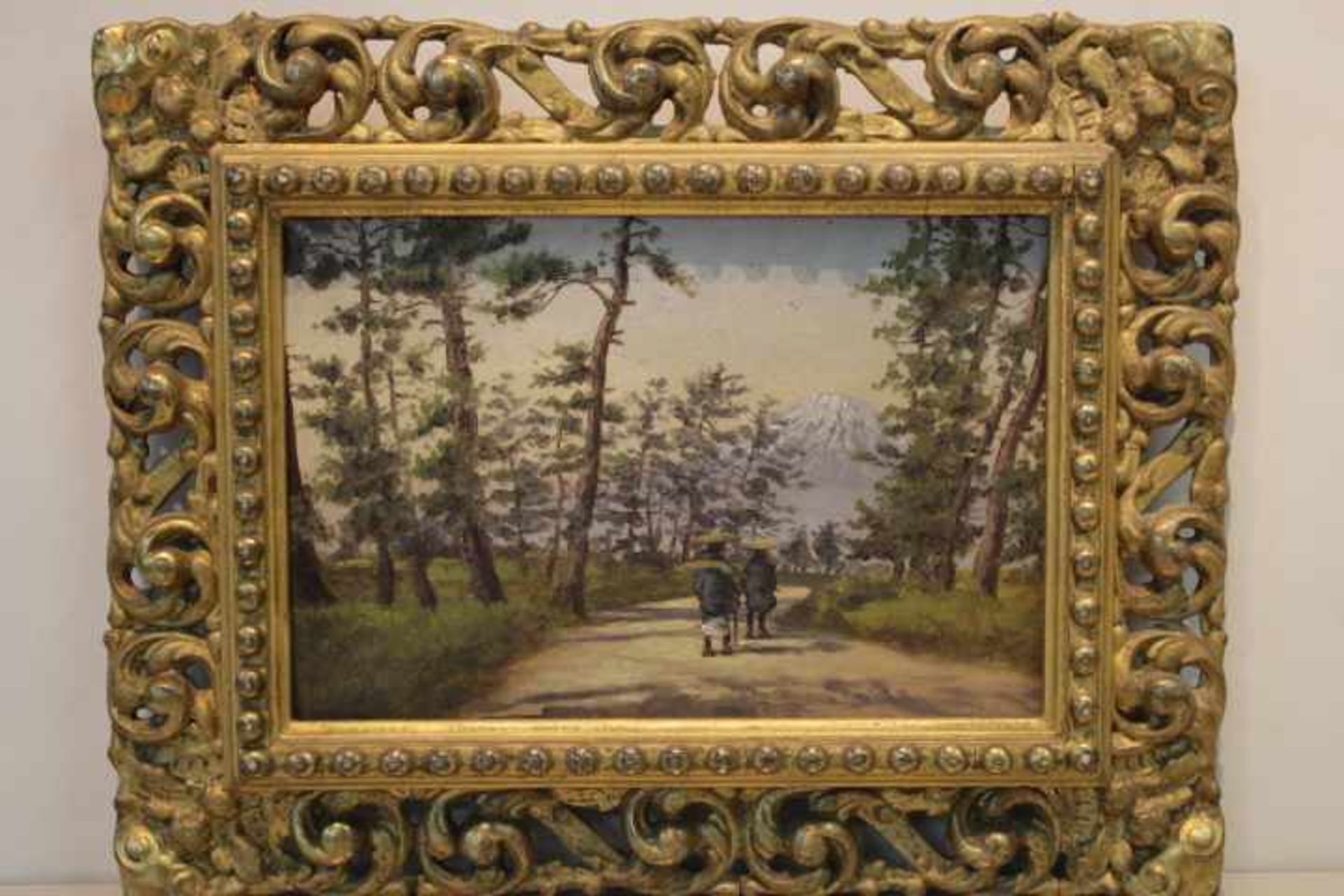 Kleines Öl Gemälde Waldstück mit Blick auf den Fujiama mit Pesonenstaffage wohl 1900 im Original - Bild 2 aus 2