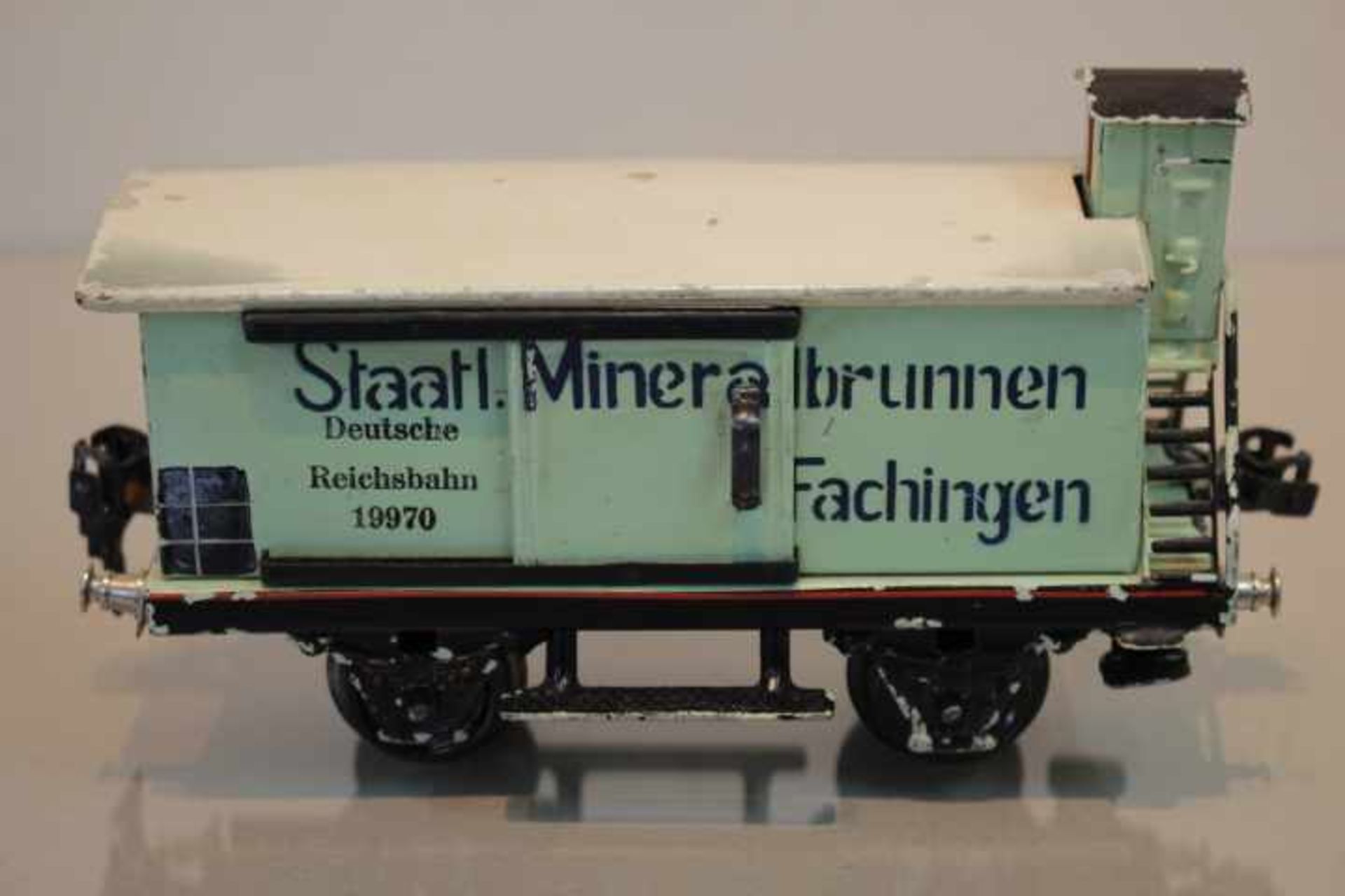 Märklin Spur O Güterwagen No.1997 Staatl. Mineralbrunnen Fachingen wohl 30er Jahre Länge:17cm - Image 2 of 2