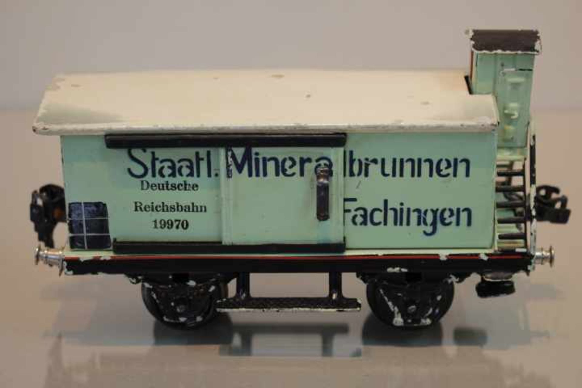 Märklin Spur O Güterwagen No.1997 Staatl. Mineralbrunnen Fachingen wohl 30er Jahre Länge:17cm - Bild 2 aus 2