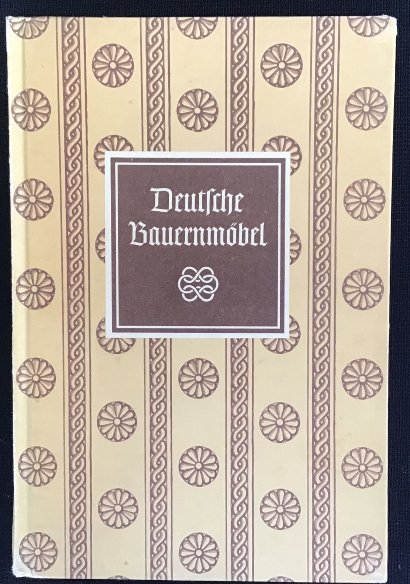 "Deutsche Bauernmöbel" Friedrich Döppe, Bibliogaphisches Institut Leipzig 1955