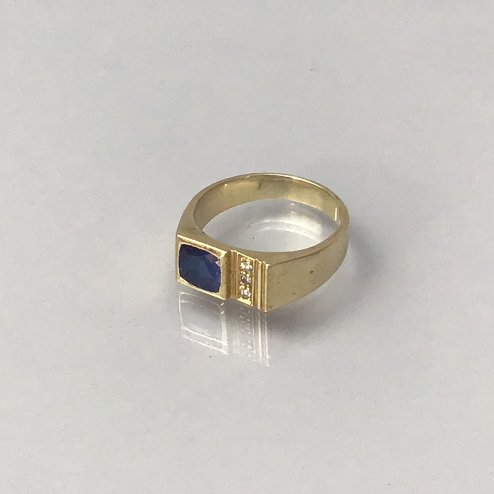 Lapislazuli-Diamant-Ring, Gelbgold 585, geprüft, 1. Hälfte des 20. Jhd., facettierter