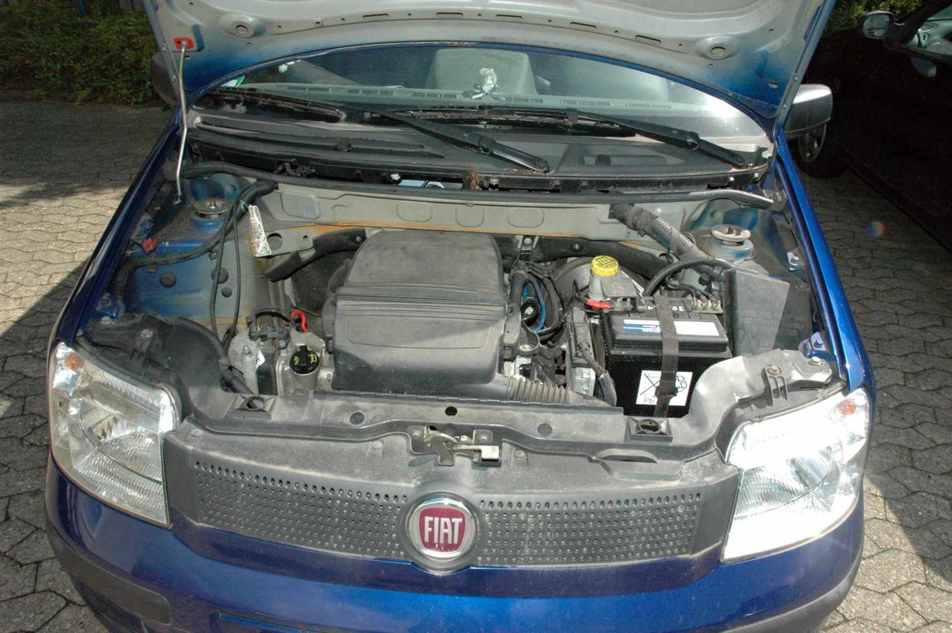 PKW, Fiat Panda, EZ 01.04.09, 40 kW, km-Stand: 130965m blau, TÜV 9/20, Benziner, Brief nicht - Bild 7 aus 9