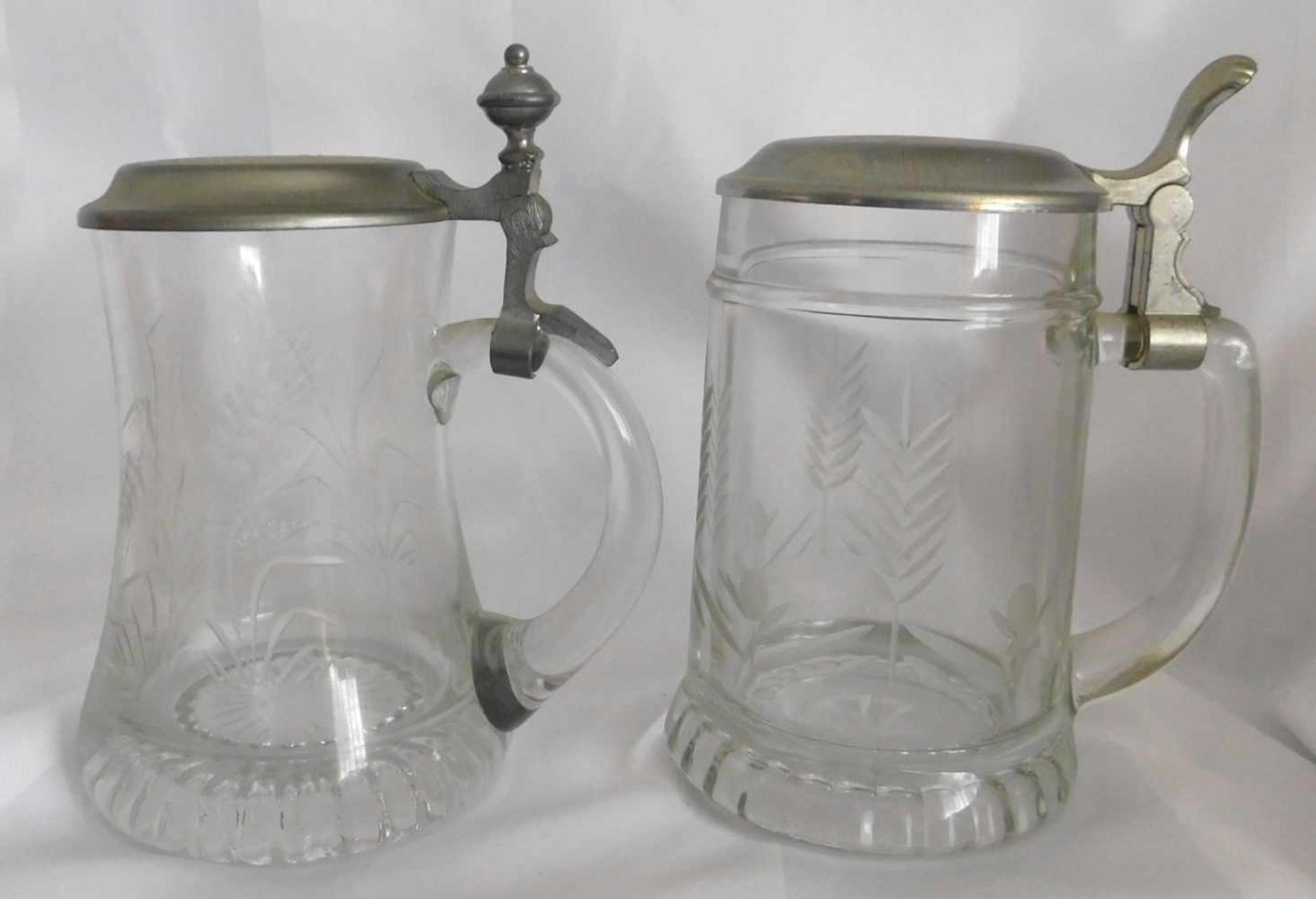 Bierkrüge Set, 2 Krüge, Glas mit Zinndeckel, um 1980, Höhe ca. 15 cm