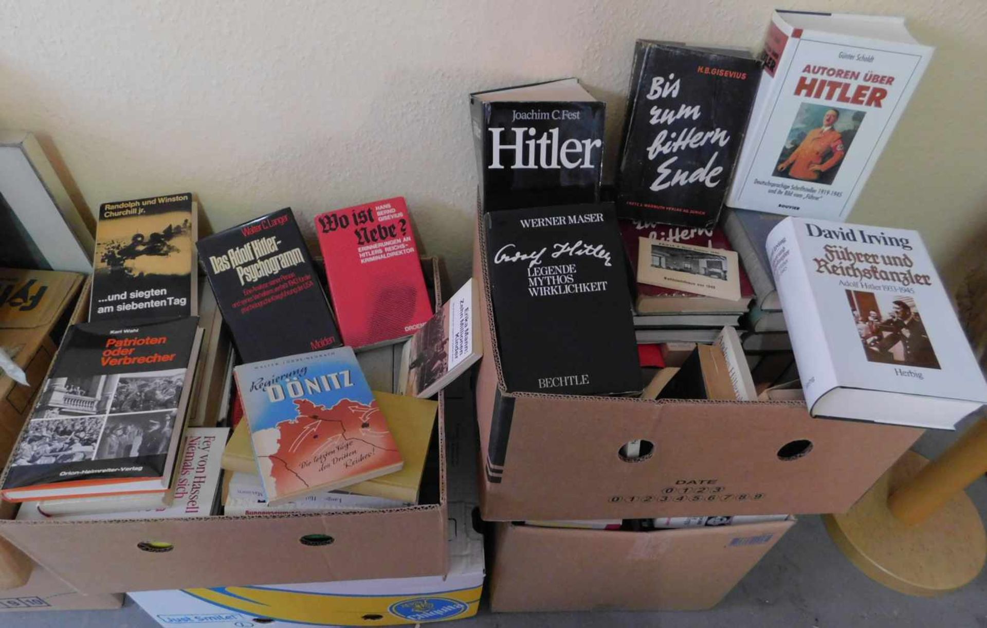 Konvolut Literatur nationalsozialistische Thematik, nach 1945, ca. 150 Stück- - -23.80 % buyer's