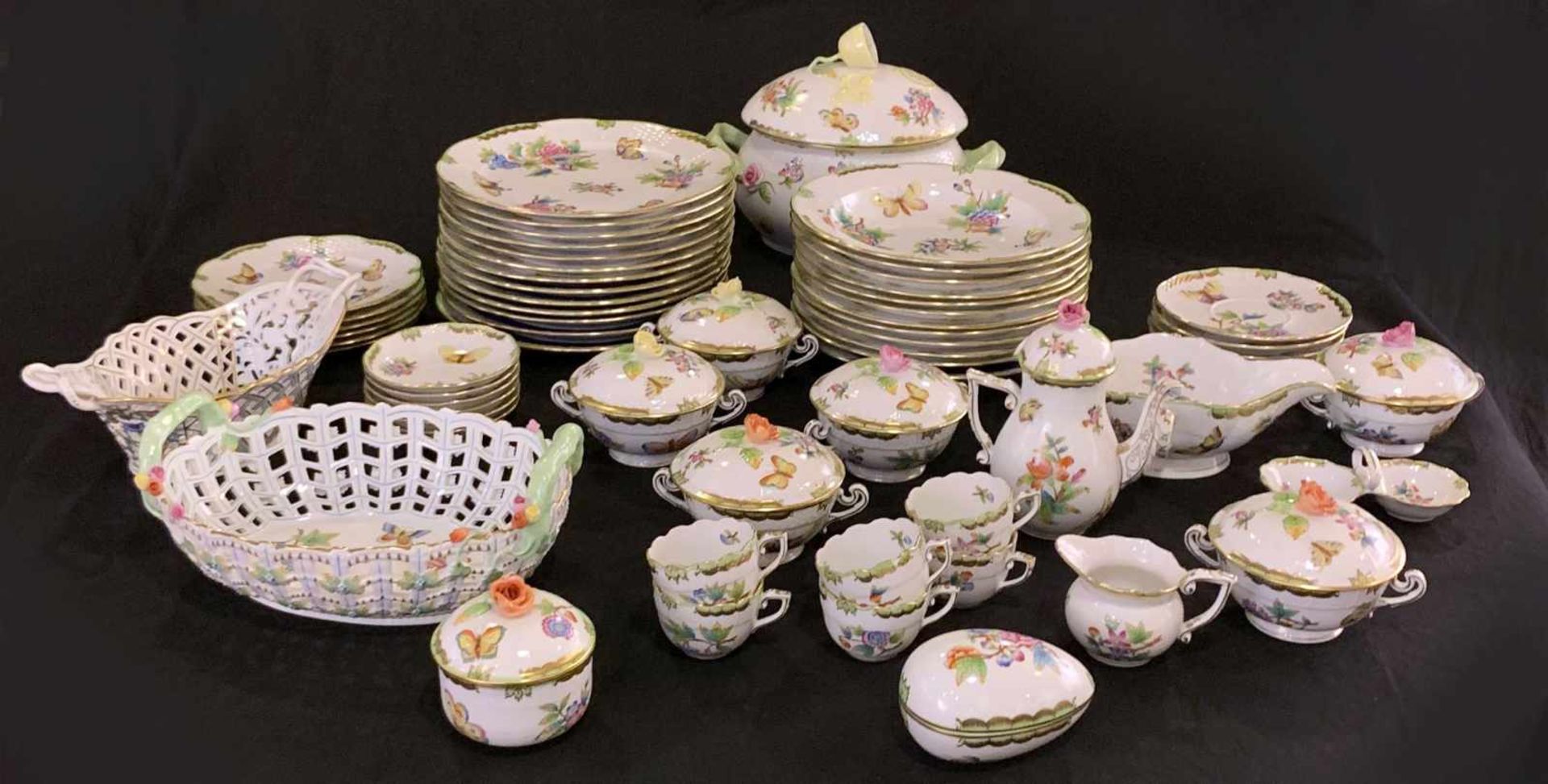 Konvolut, Service, Herend Victoria, Goldrand. Herend Queen Victoria porcelain dinnerware. 6 x - Bild 15 aus 20