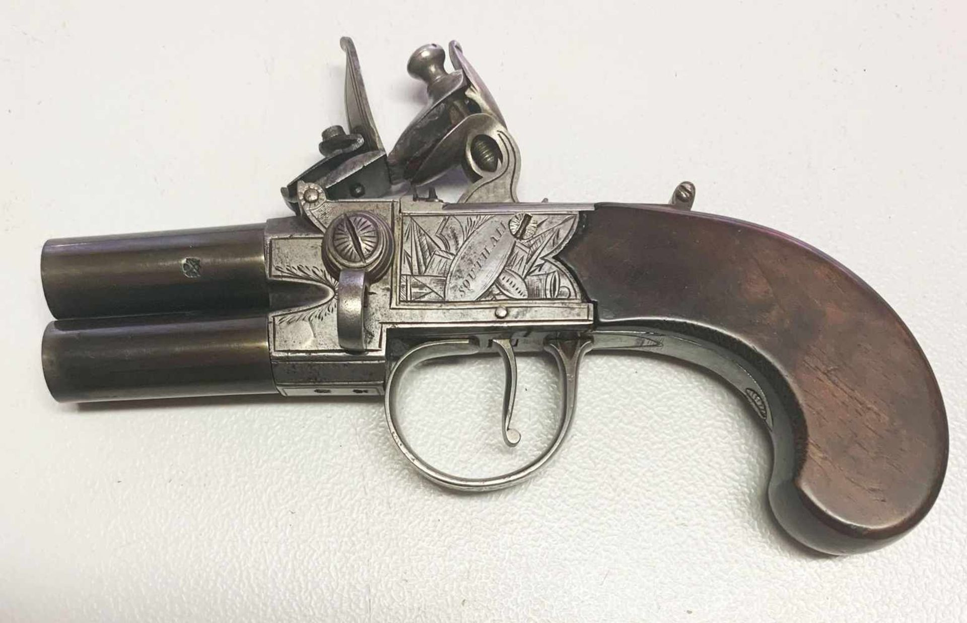 Steinschloss-Pistole, Modell: Double-barreled over- and under Pocket Flintstok pistol, England, - Image 5 of 8