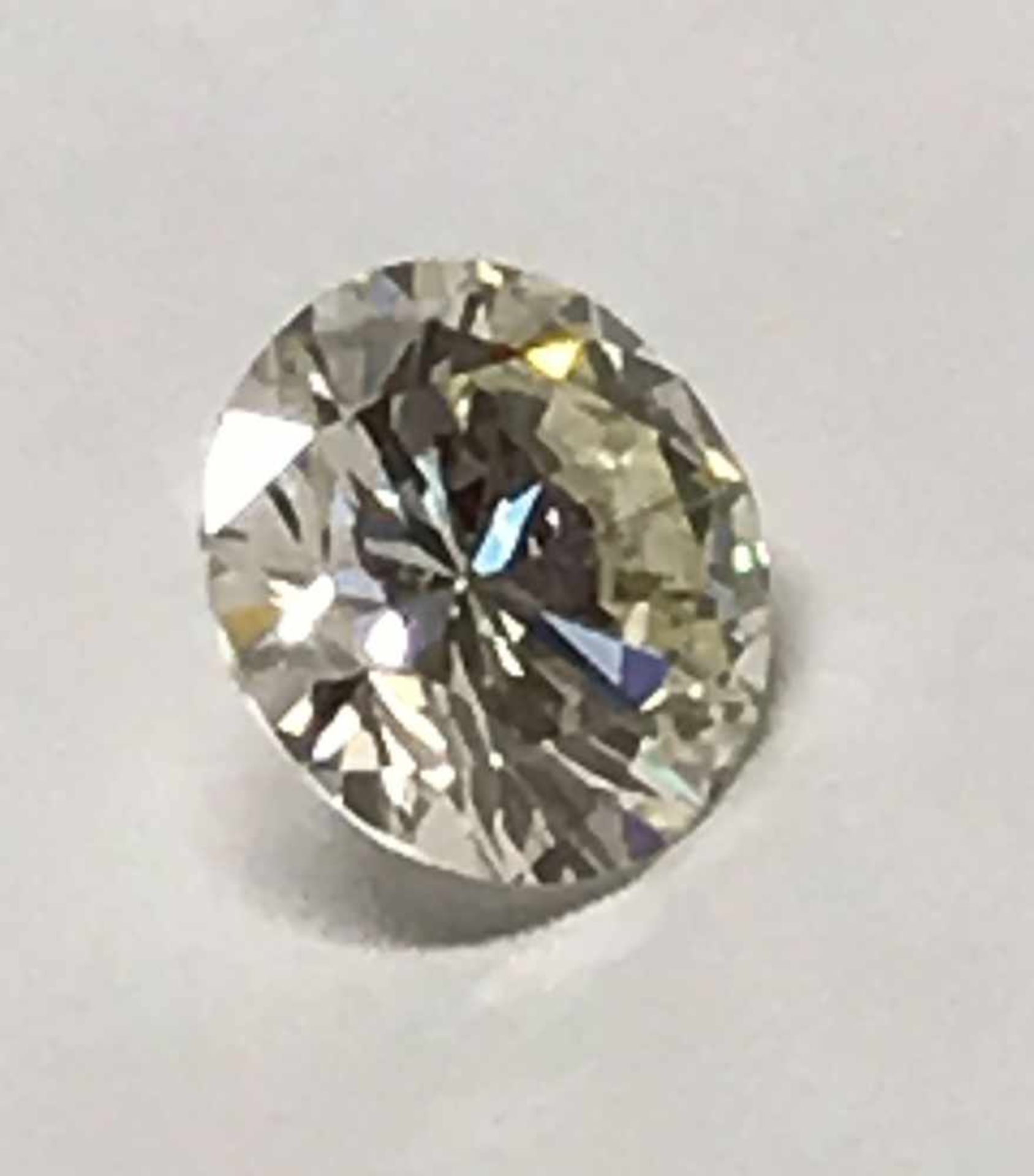 Diamant 3,65 ct, vvs2, getönt N-O, Proportionen sehr gut, Politur sehr gut, Symetrie gut, Zertifikat - Image 3 of 4