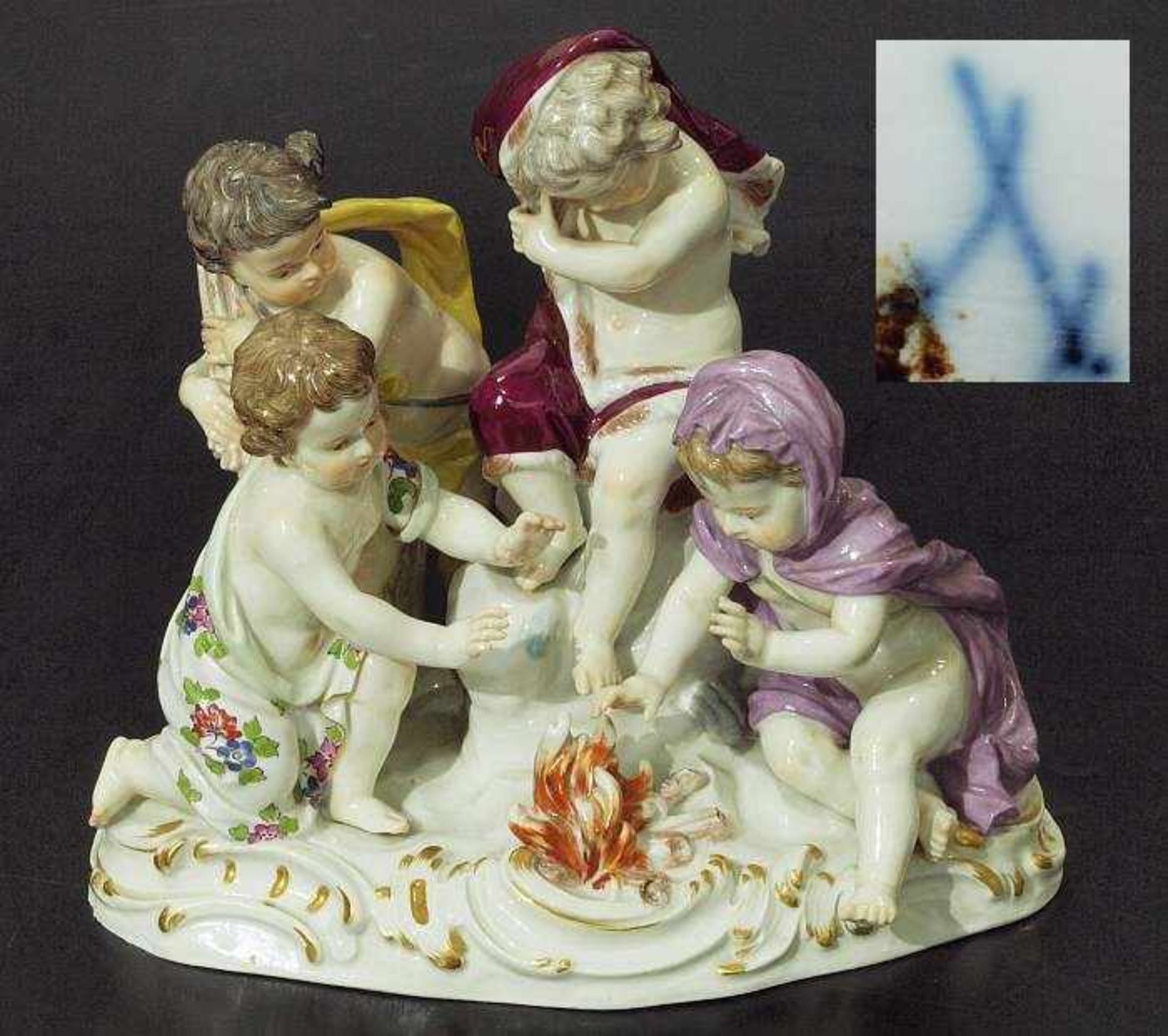 Putti-Figurengruppe "Der Winter" aus der Jahreszeitenfolge.Putti-Figurengruppe, aus der