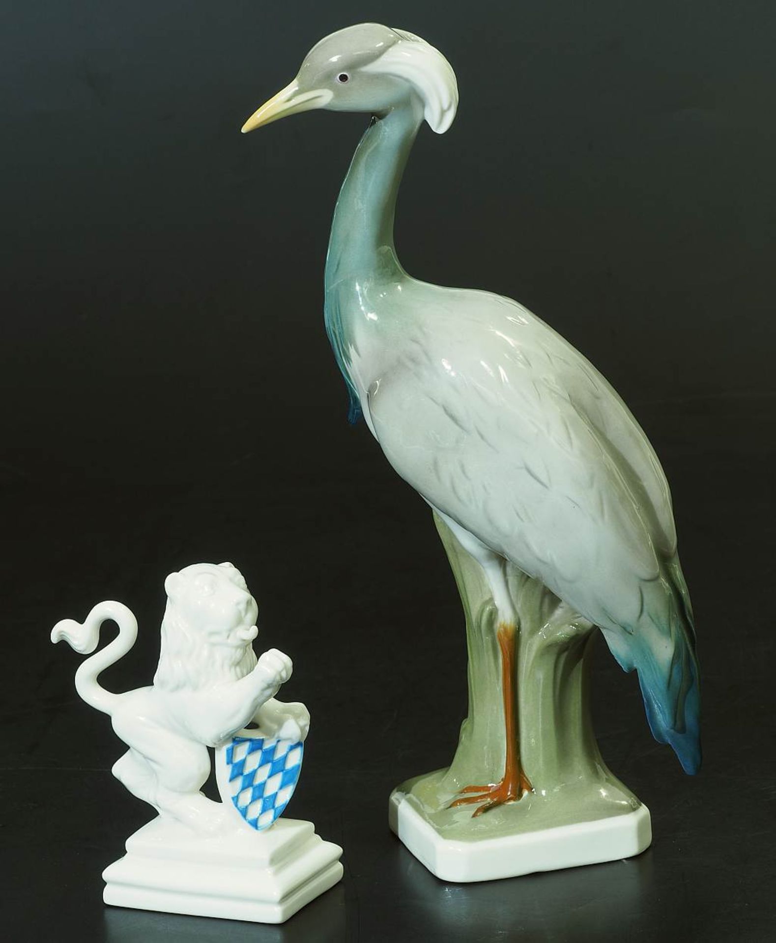 Zwei Tierfiguren. Zwei Tierfiguren. NYMPHENBURG, 2. Hälfte 20. Jahrhundert. 1) Silberreiher, Entwurf - Bild 2 aus 5