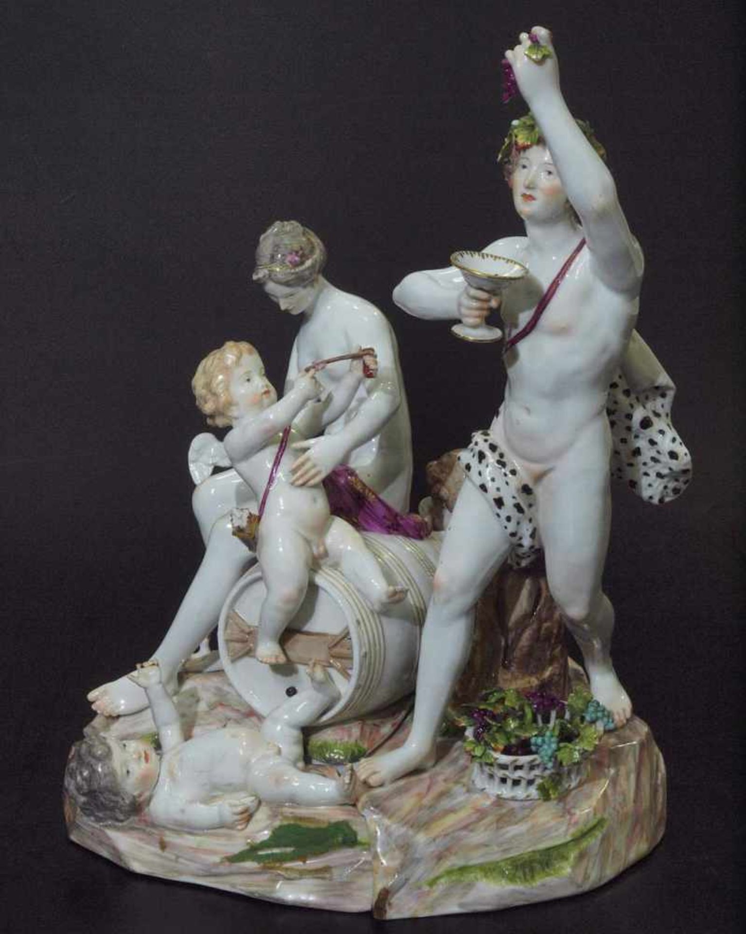 Dreiteilige "Bacchus Gruppe" mit fünf Figuren. Dreiteilige "Bacchus Gruppe" mit fünf Figuren. - Bild 2 aus 7