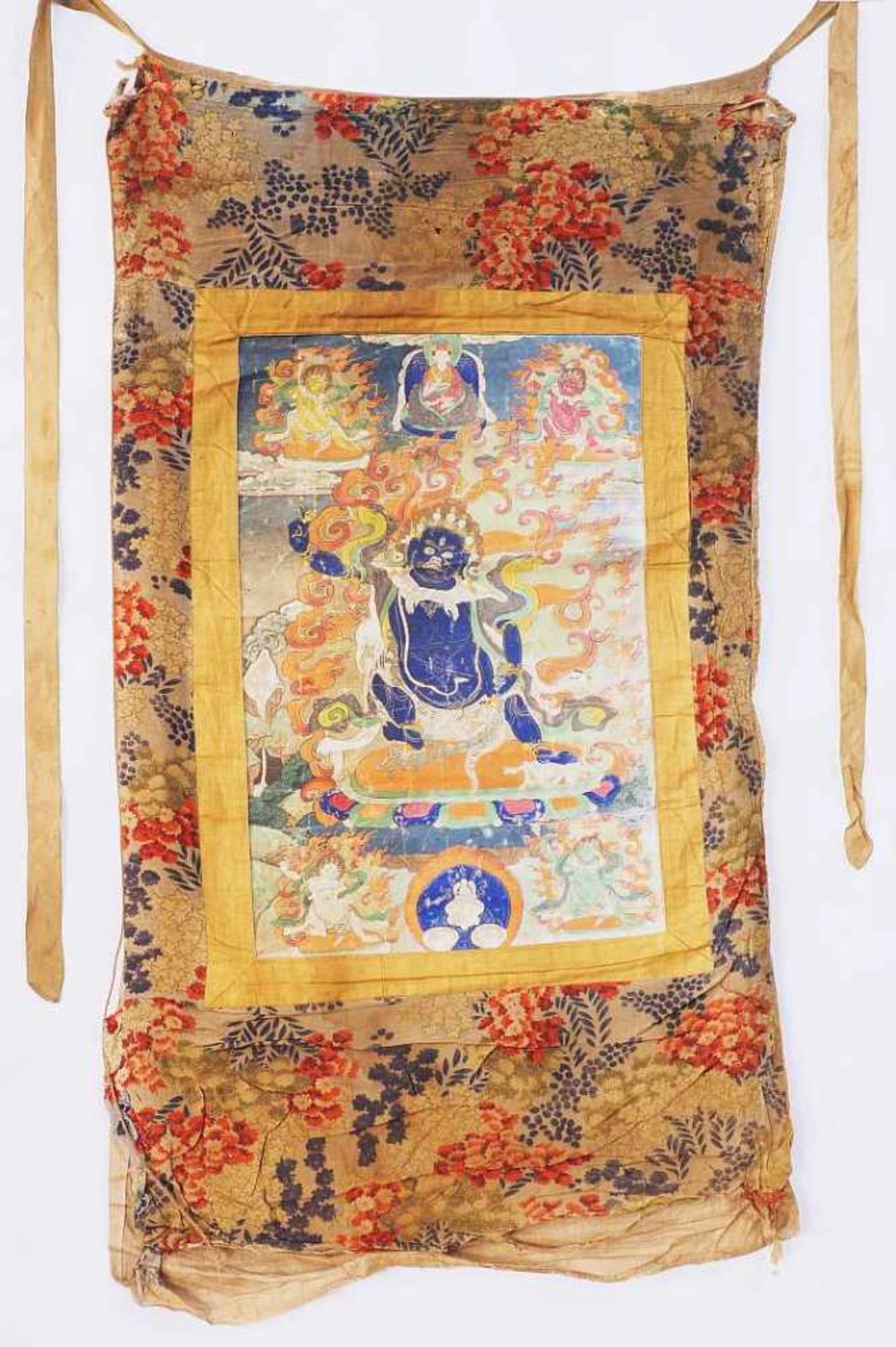 Thangka mit Vorhang. Thangka mit Vorhang. Asien, wohl Ende 18./19. Jahrhundert. Rollbild des