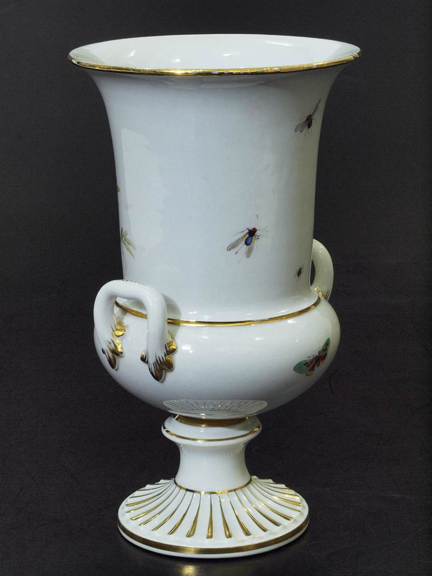 Amphorenvase.Amphorenvase. MEISSEN, Marke nach 1934. Farbige Bemalung, schauseits mit Singvogel - Bild 3 aus 6