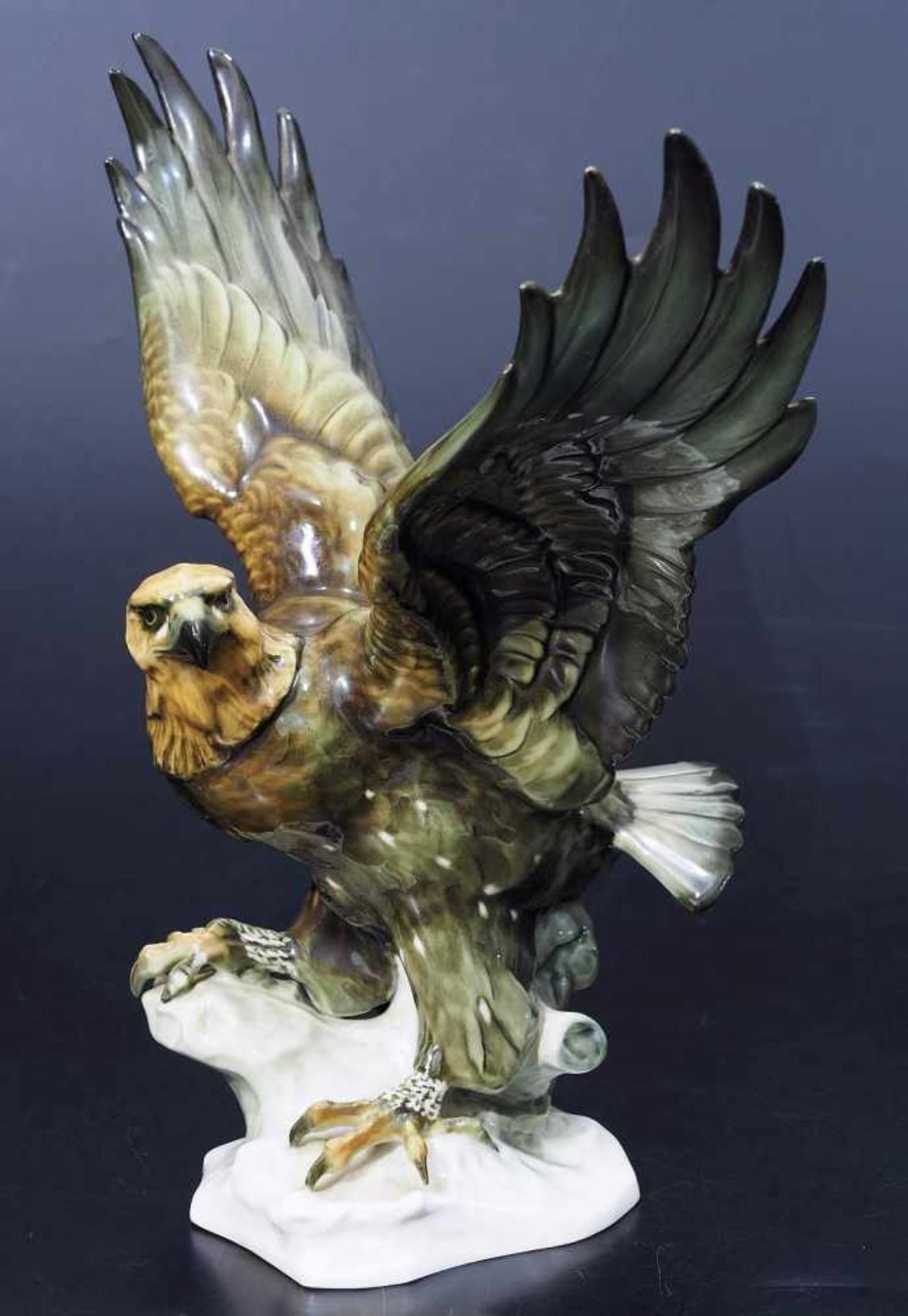 Tierfigur "Adler mit gespreizten Flügeln". Lorenz HUTSCHENREUTHER. Tierfigur "Adler mit - Bild 2 aus 6