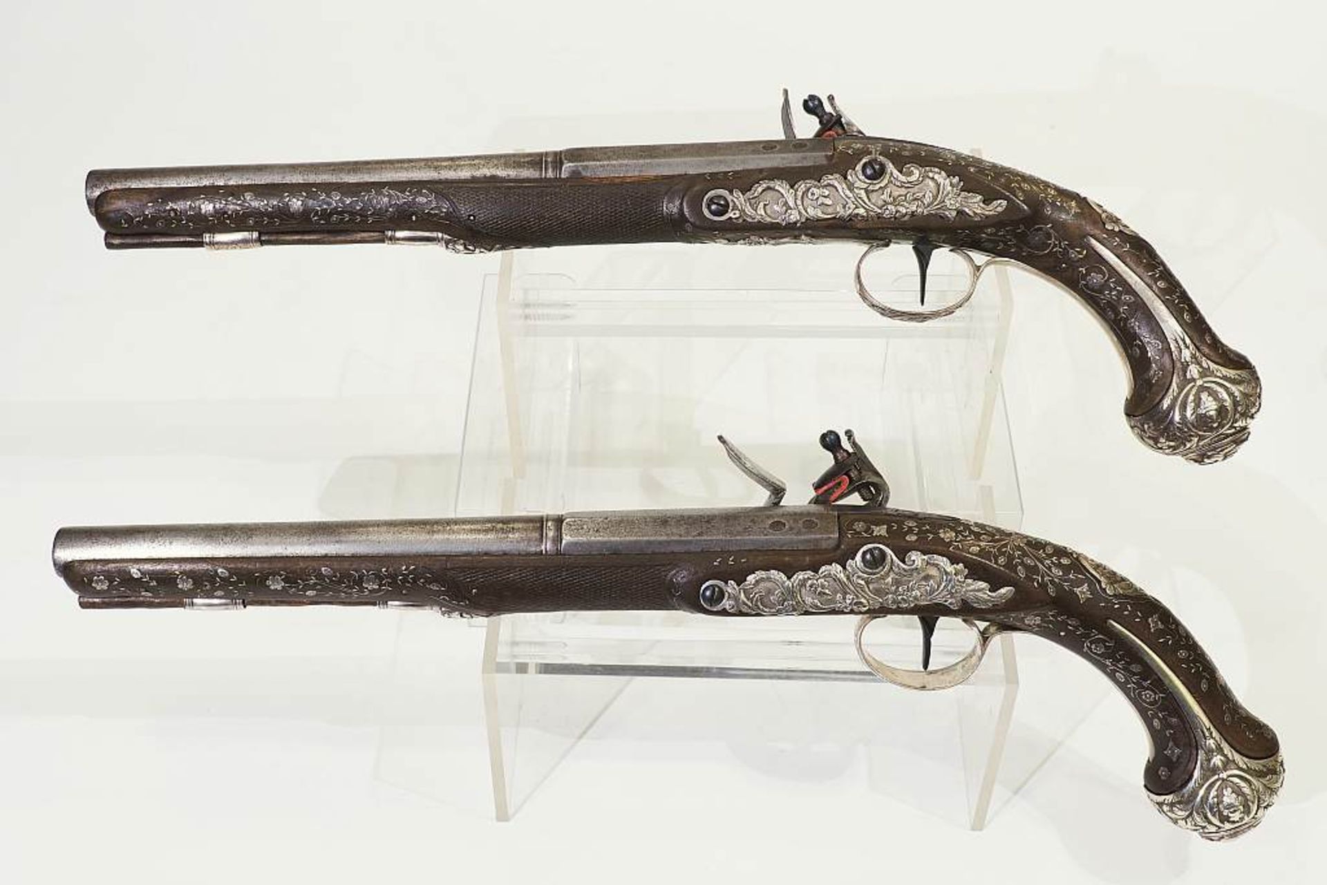 Zusammengehöriges Paar ziviler Steinschoss-Pistolen.Zusammengehöriges Paar ziviler Steinschoss- - Bild 2 aus 8