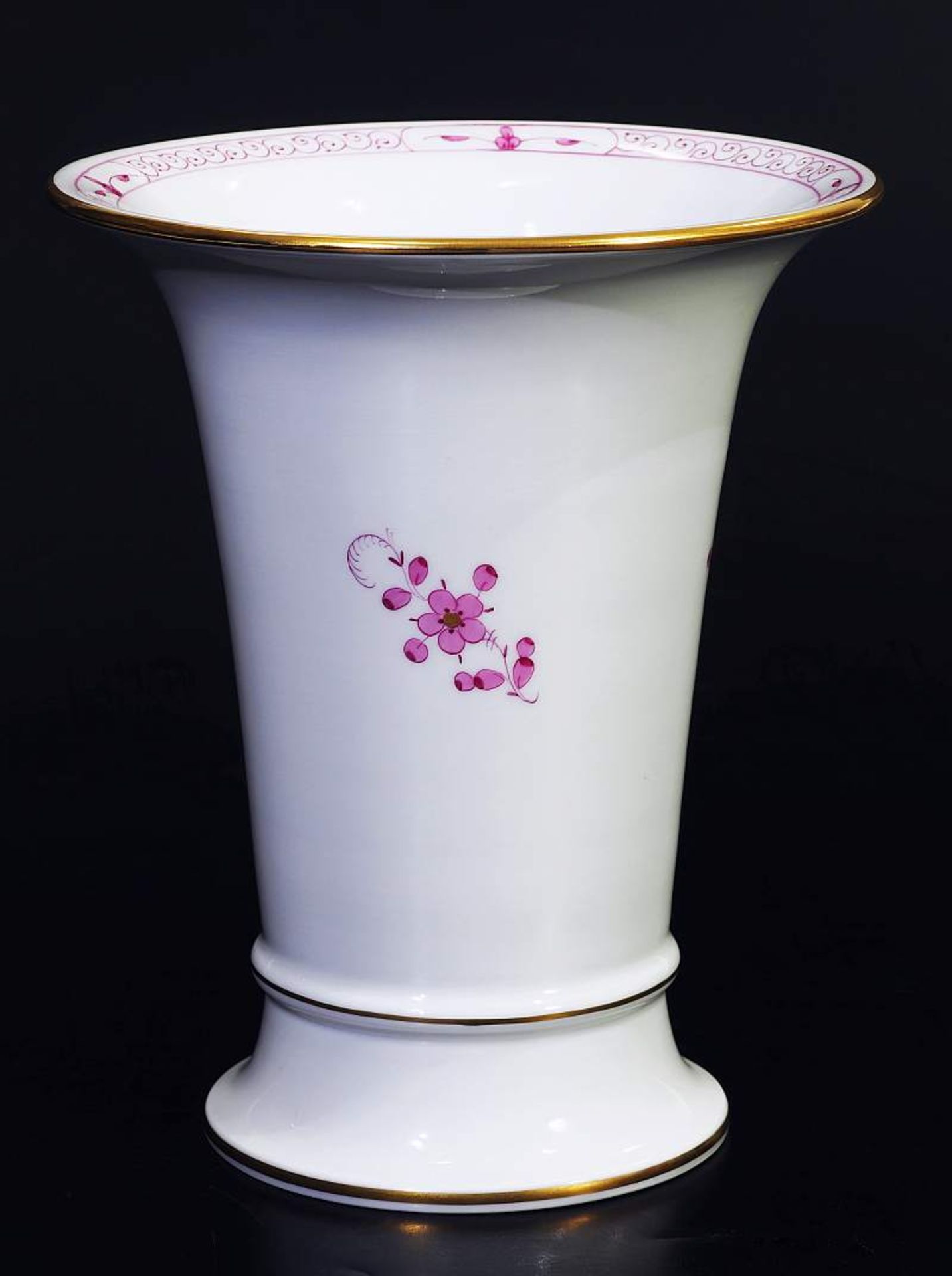 Indisch-Vase. MEISSEN, Purpur-Camaieumalerei, Dekor "Indisch-Blume". Indisch-Vase. MEISSEN 1957 - - Bild 3 aus 5