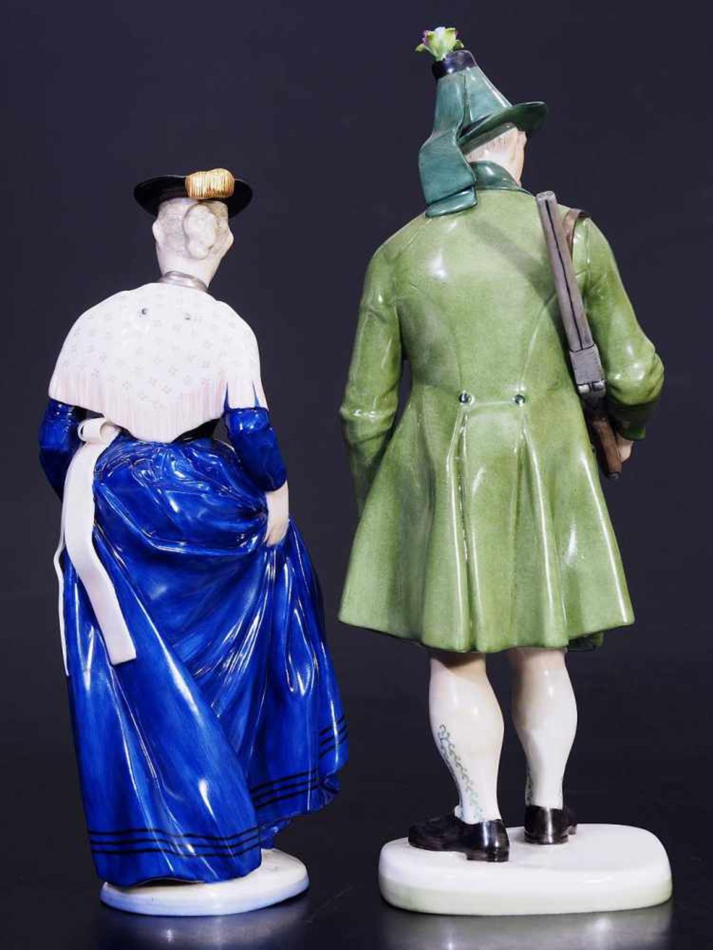 Trachtenfiguren "Miesbacherin" und "Tiroler Schütz".1) Trachtenfiguren "Miesbacherin", Modell Nummer - Bild 4 aus 7