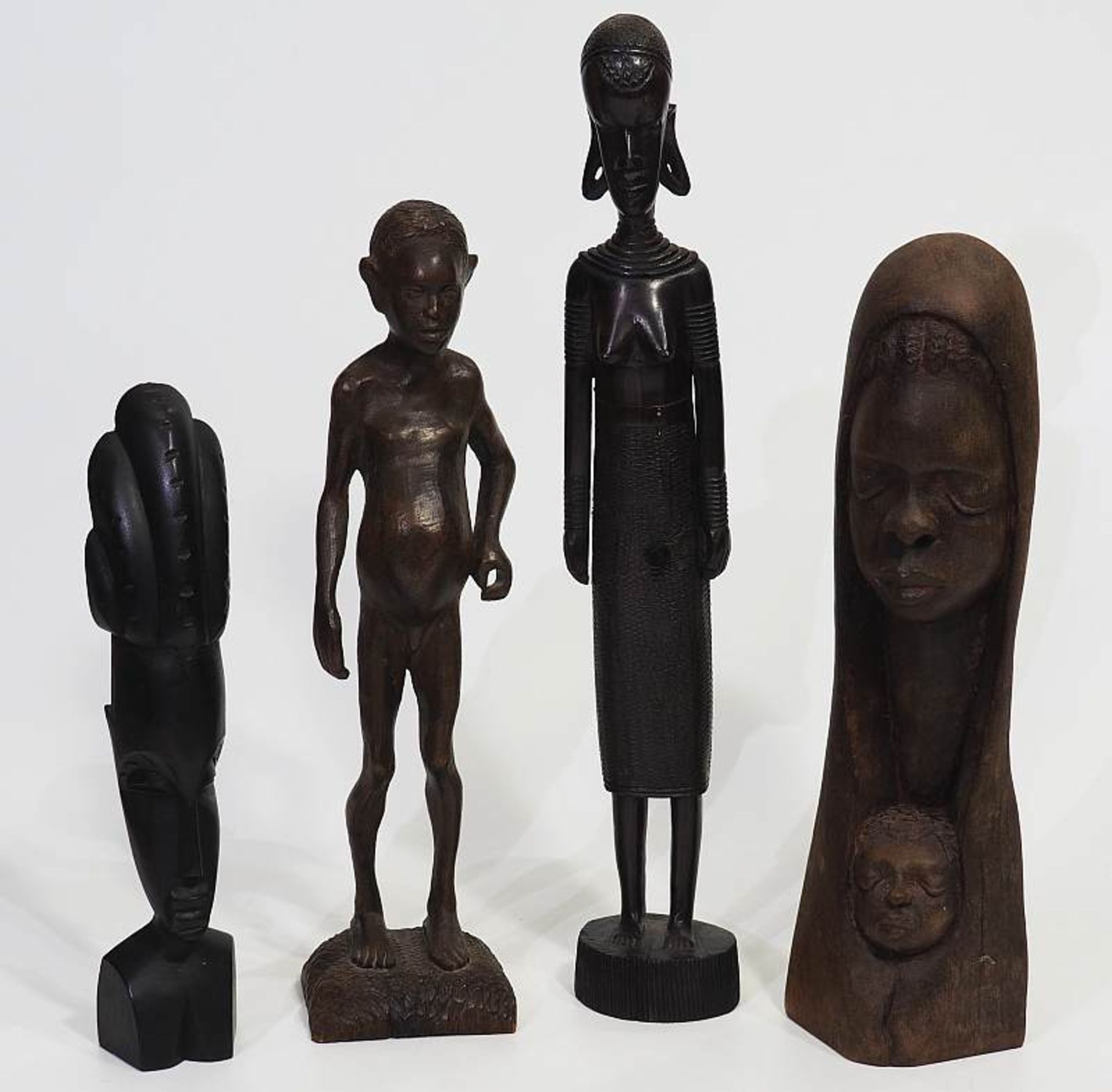 Sammlung von Statuetten und Büsten.Sammlung von Statuetten und Büsten, insgesamt 10 Stück. Afrika, - Image 3 of 11