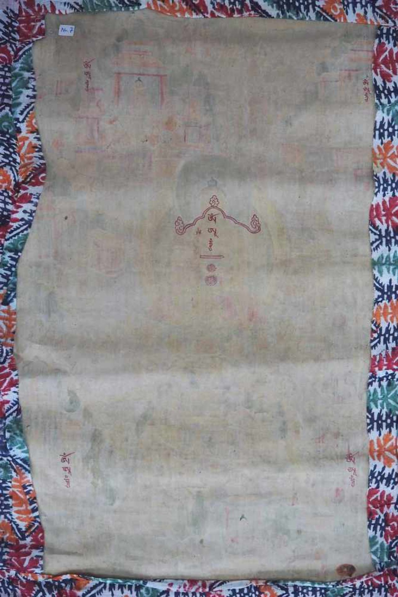 Thangka mit verschiedenen Buddha-Darstellungen und Vorhang. Thangka mit verschiedenen Buddha- - Bild 8 aus 8