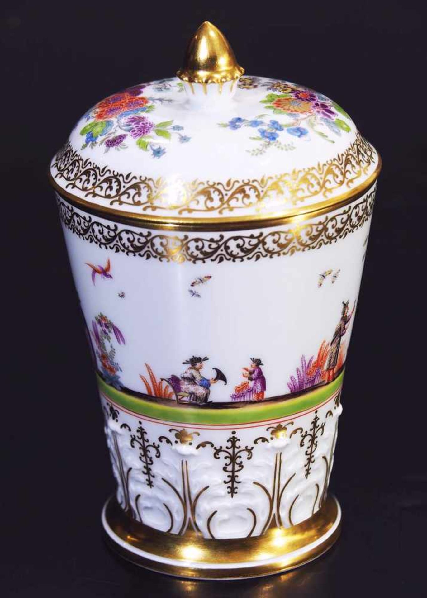 Deckelpokal mit Chinoiserien. Deckelpokal mit Chinoiserien. MEISSEN nach 1954, 1. Wahl. Seltener - Bild 4 aus 8