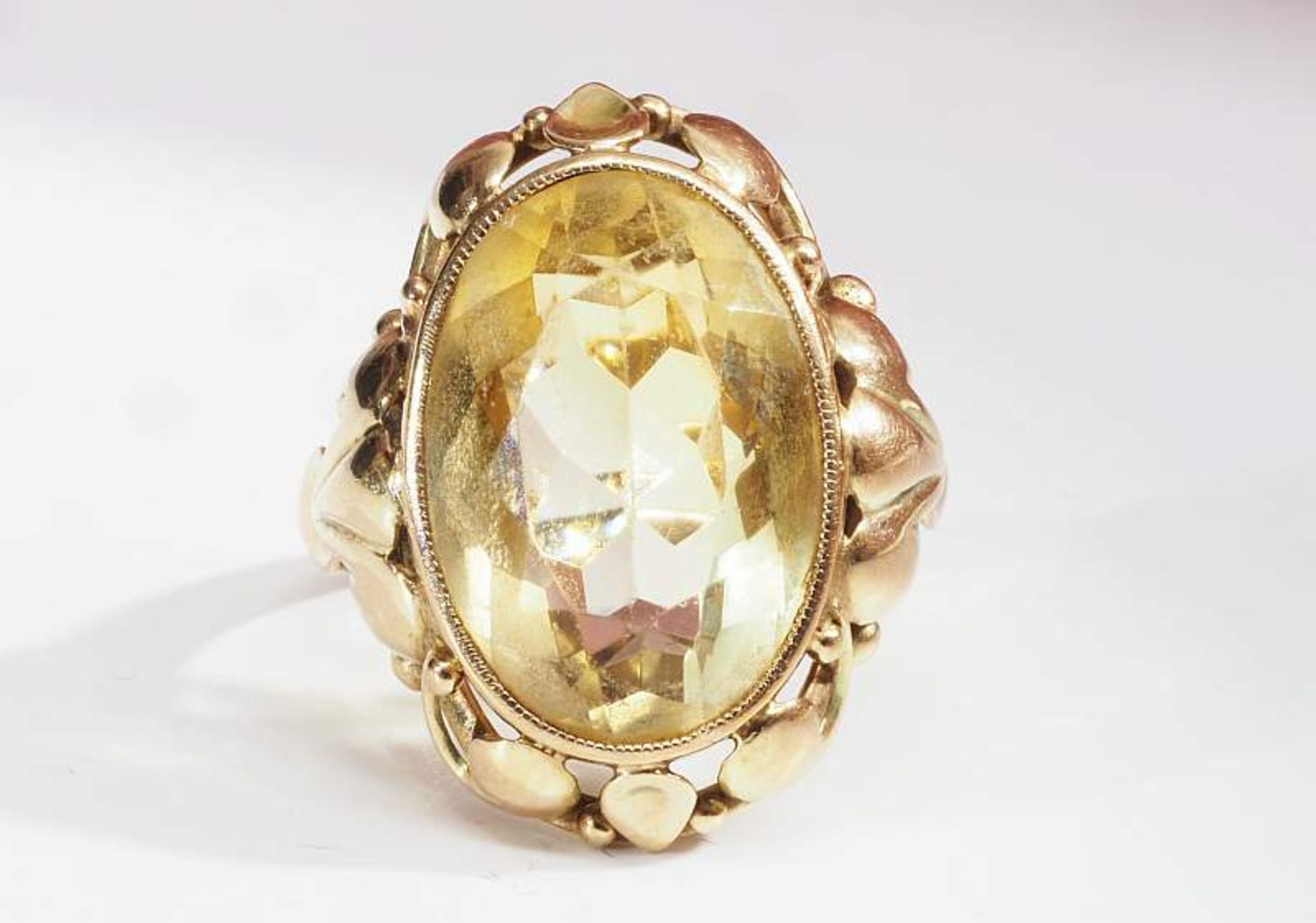 Ring mit Citrin. Ring mit Citrin. 585er Gelbgold. Klassisch Form, ca. 6,2 Gramm Ringgröße 57. - Image 3 of 6