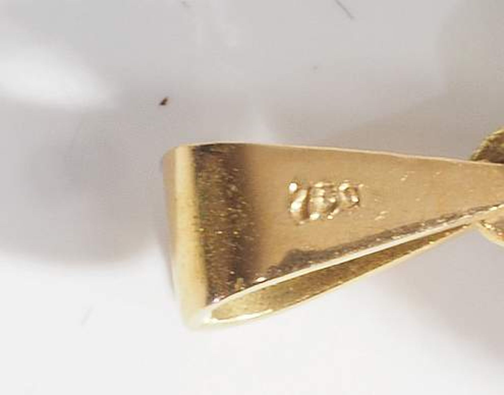 Medaillon mit Perlen und Granat. Medaillon mit Perlen und Granat. 750er Gelbgold. Ovale Form, zum - Image 5 of 6