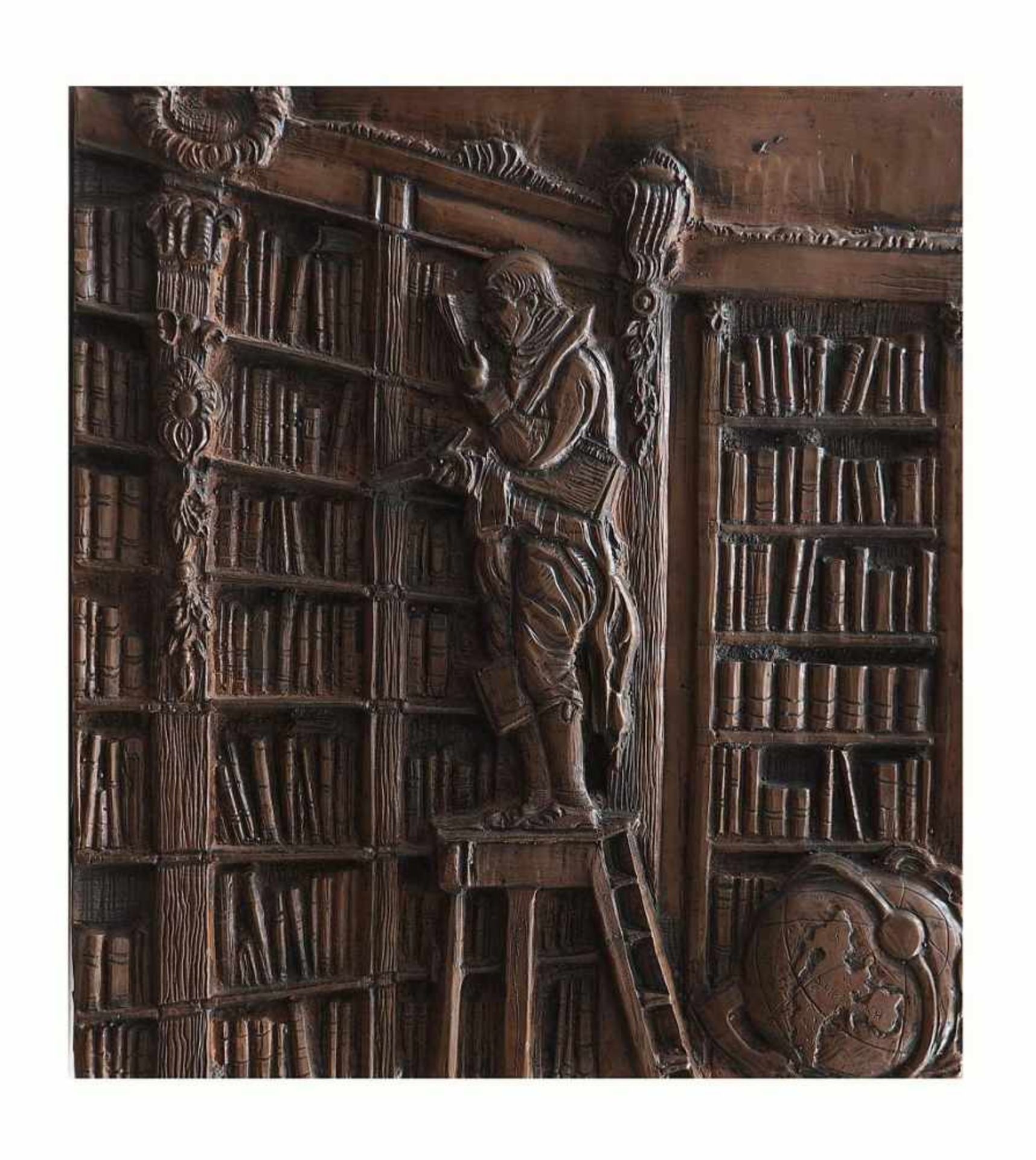 Relief "Der Bibliothekar". Relief "Der Bibliothekar". Motiv nach Spitzweg. 20. Jahrhundert. Diese - Bild 2 aus 4