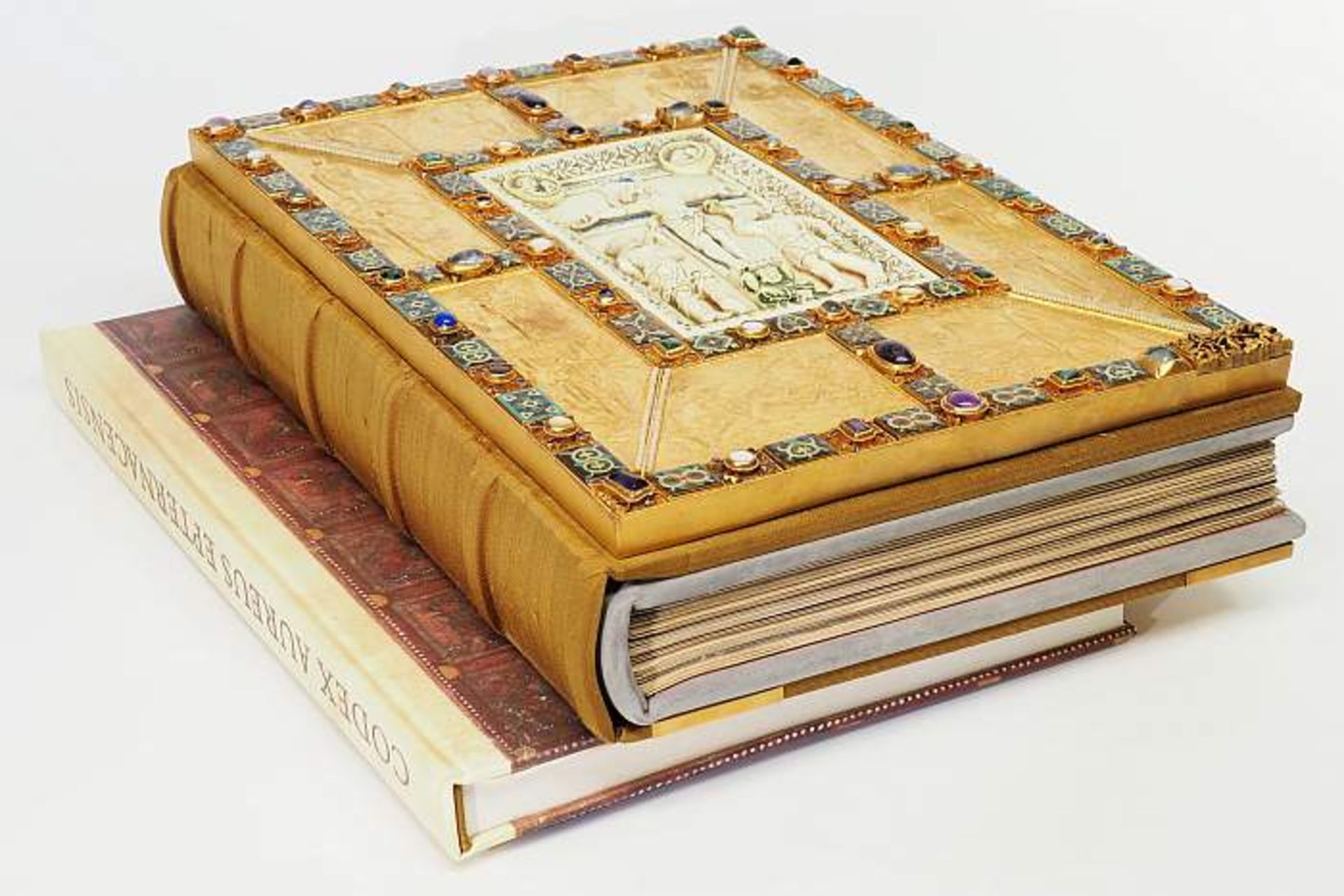 Das goldene Evangelienbuch von Echternach. Das goldene Evangelienbuch von Echternach und