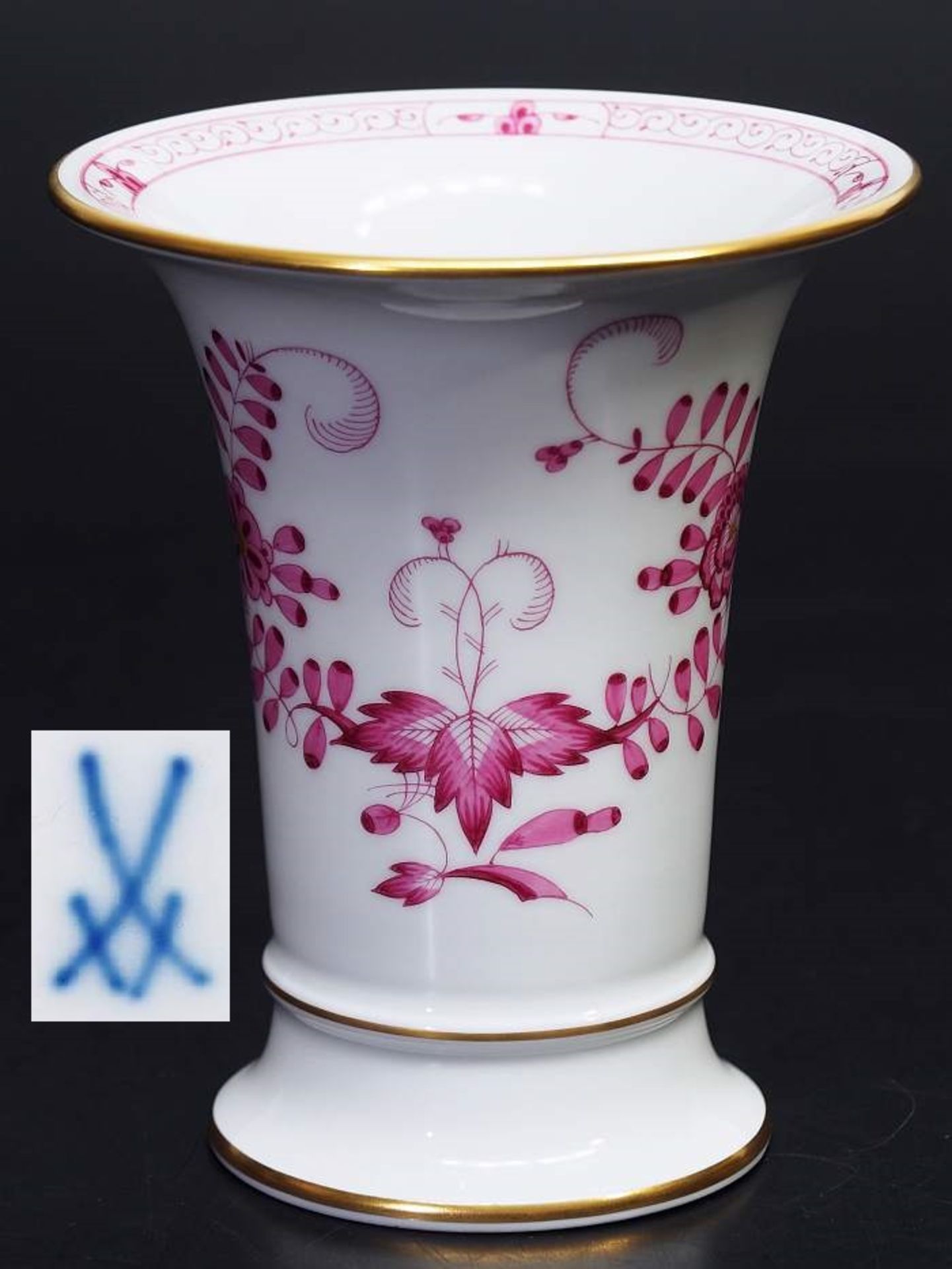 Indisch Vase. MEISSEN nach 1954, 1. Wahl.Indisch Vase. MEISSEN nach 1954, 1. Wahl. Gefußter