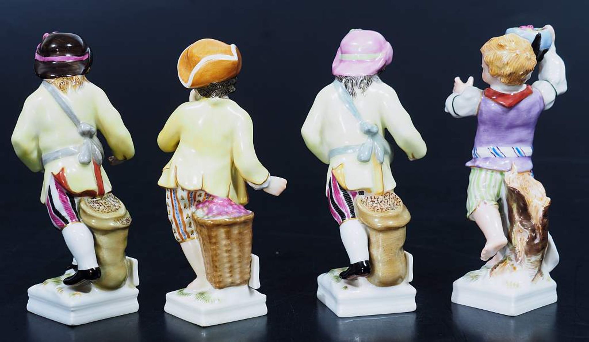 Sechs Kinderfiguren als Allegorien der Sternzeichen. Sechs Kinderfiguren als Allegorien der - Image 7 of 9