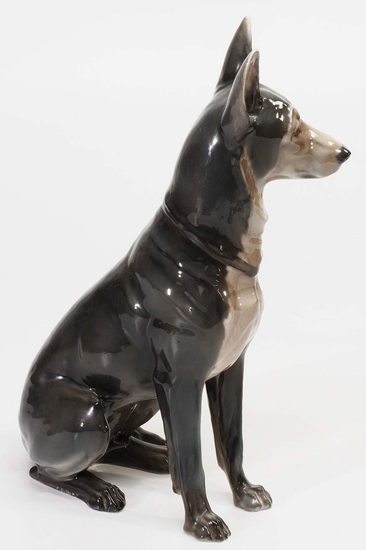 DILLER; Fritz. Sitzender Deutscher Schäferhund. ROSENTHAL Selb Bavaria. DILLER; Fritz. Sitzender - Image 3 of 6