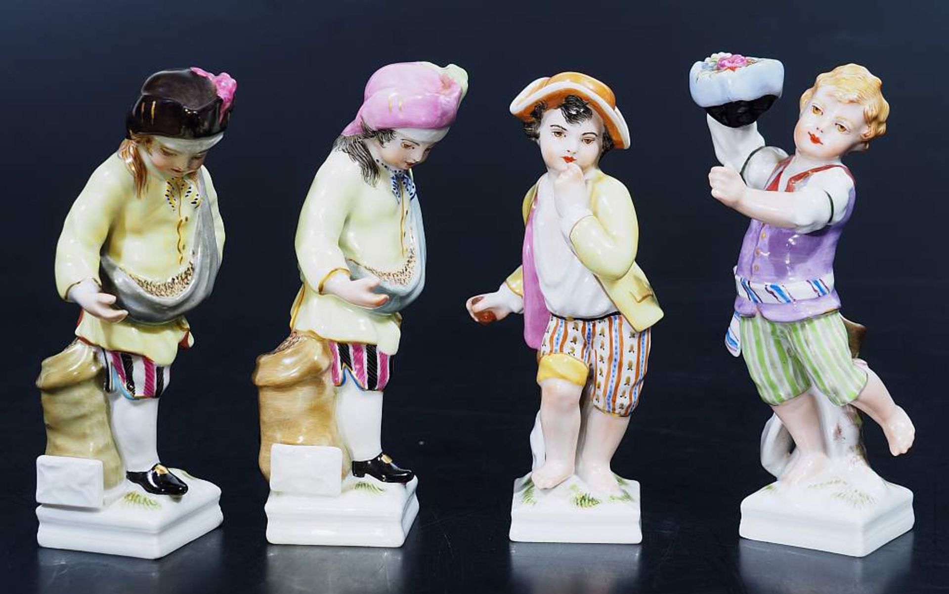 Sechs Kinderfiguren als Allegorien der Sternzeichen. Sechs Kinderfiguren als Allegorien der - Image 6 of 9