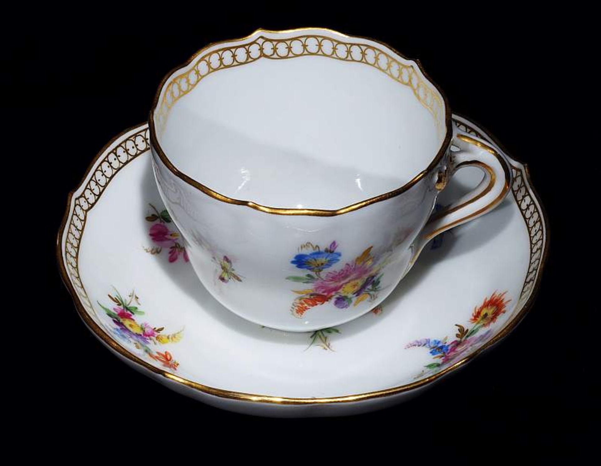 Moccatasse, Untertasse. MEISSEN um 1860.Moccatasse, Untertasse. MEISSEN um 1860, 1. Wahl. Farbige - Bild 3 aus 4